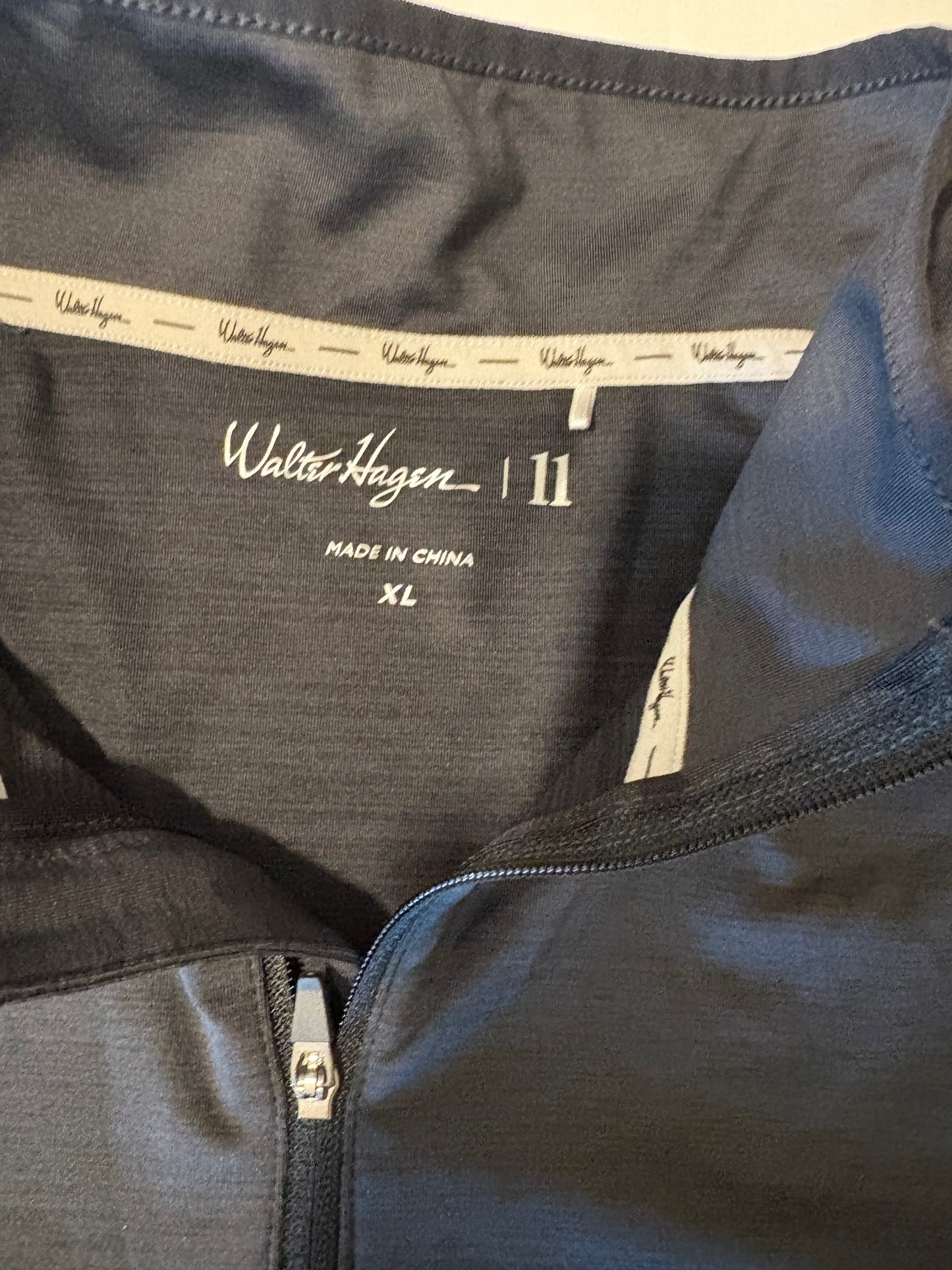 Walter Hagen Mens XL 1/4 Zip Golf Pullover Gray Long Sleeve Stretch Shirt