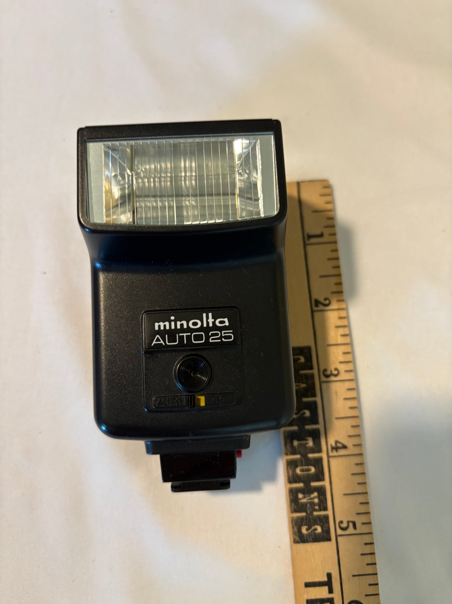 Vintage Minolta Auto 25 Flash w/ Case – Japan – Tested Photoflash Unit 946D