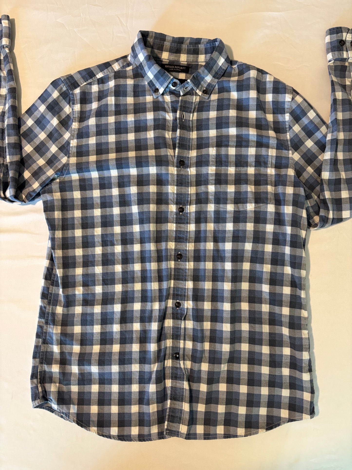 Banana Republic Luxe Flannel Shirt Men’s L Slim Fit Blue White Plaid Long Sleeve