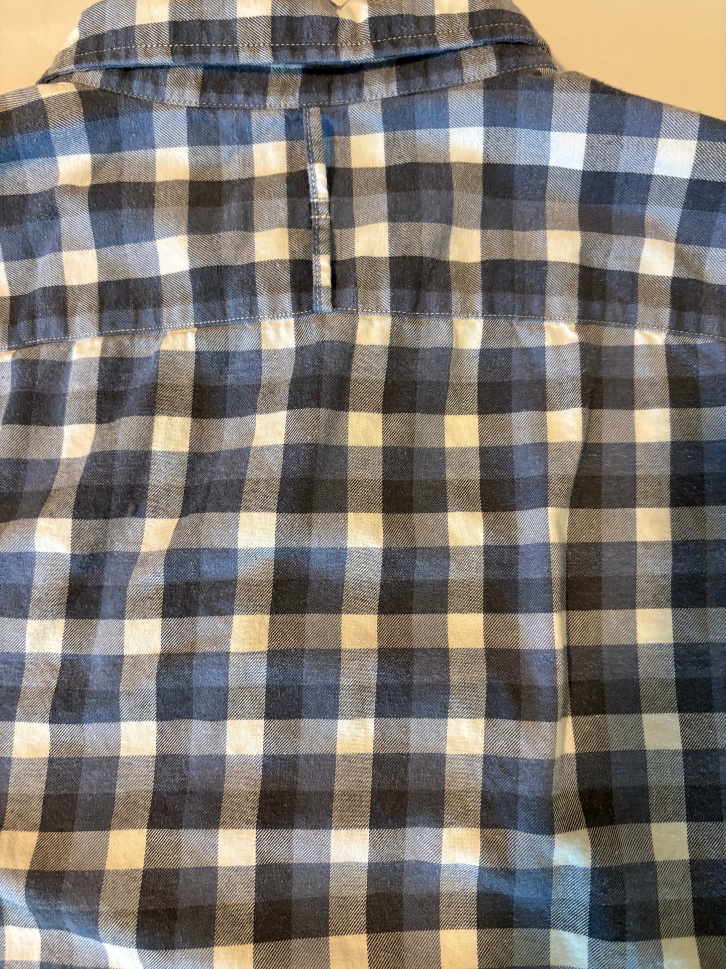 Banana Republic Luxe Flannel Shirt Men’s L Slim Fit Blue White Plaid Long Sleeve