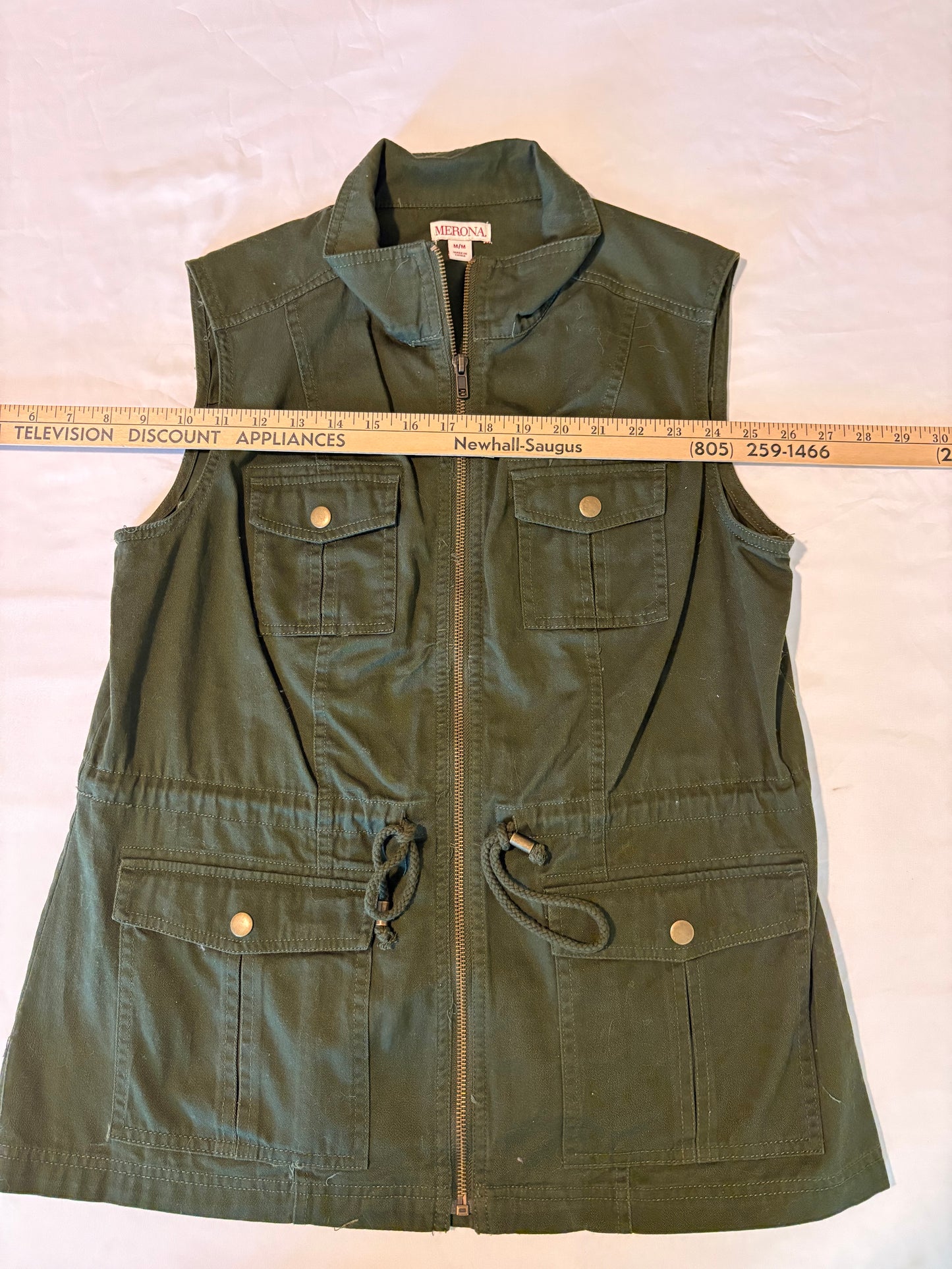 Merona Olive Green Utility Vest Women’s Size M Drawstring Cargo Pockets Zip Front