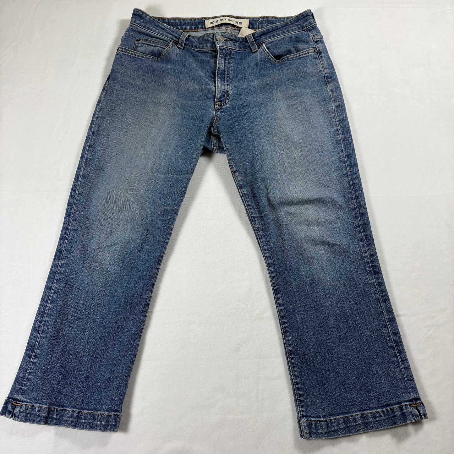 GAP Boot Cut Capri Jeans Womens Blue Denim Stretch Mid Rise Cuffed Casual