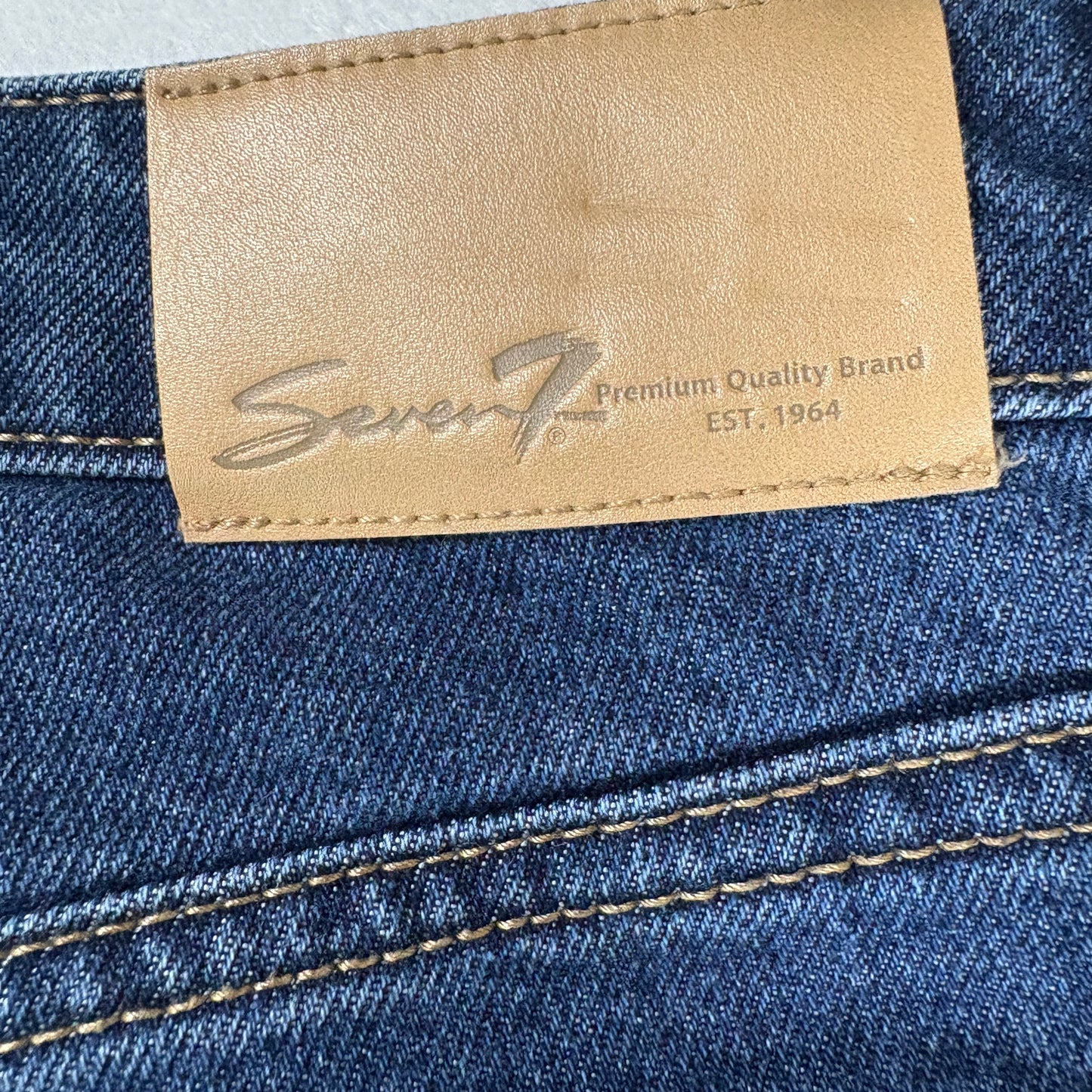 Seven7 Womens Jeans Size 6 Slim Straight Blue Denim Stretch Classic