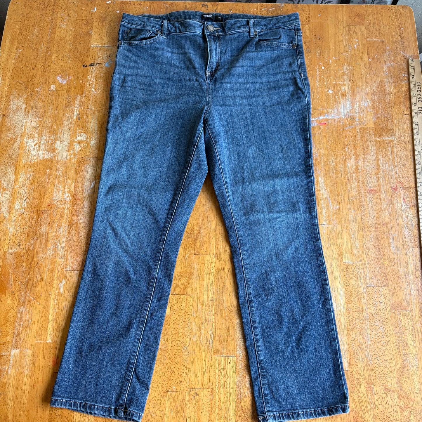 Simply Vera Vera Wang Womens Capri Jeans Size 16 Stretch Denim Dark Wash Blue