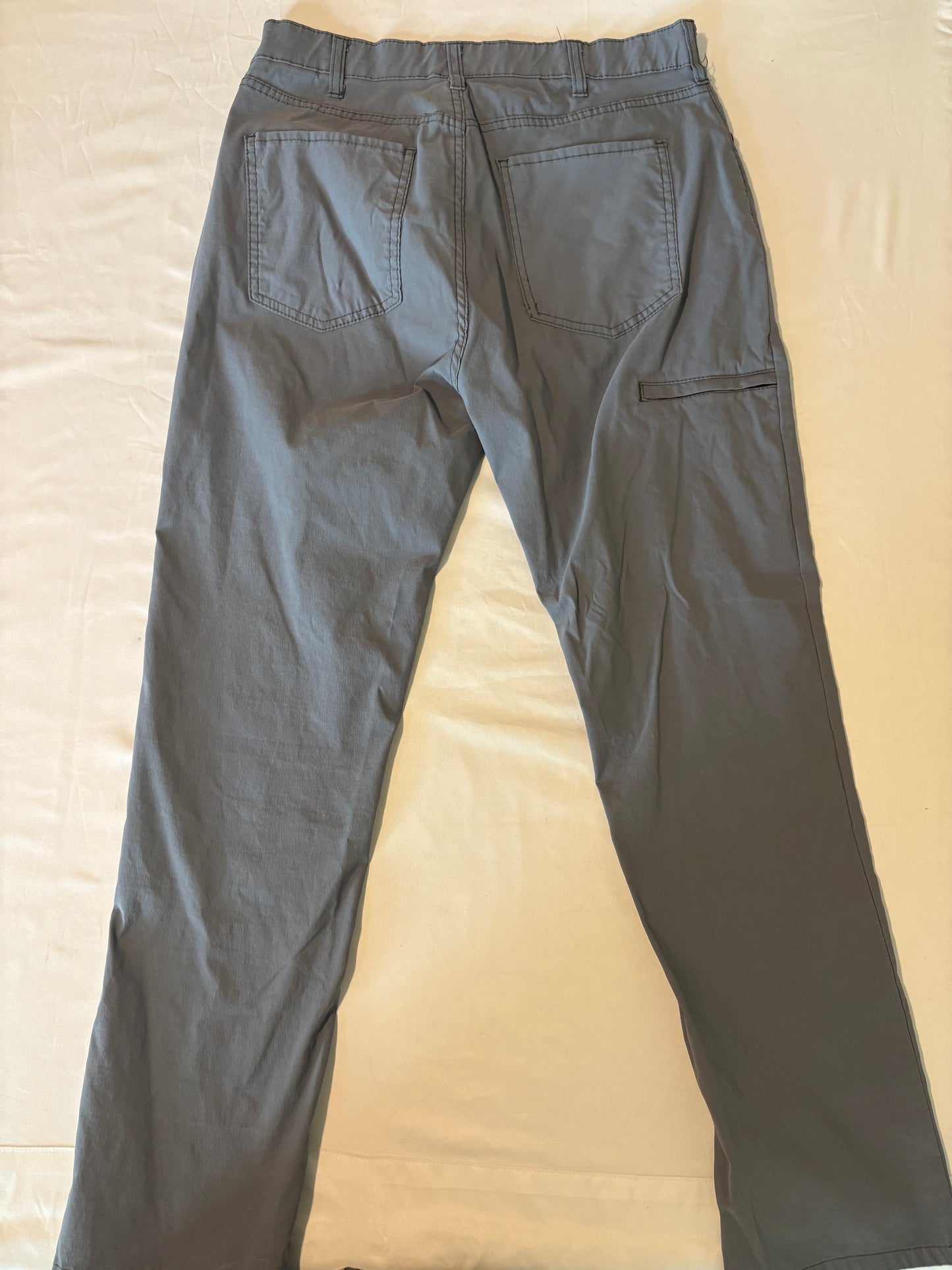 Denali Pants Mens 32x30 Straight Fit Hiking Travel Stretch Gray Charcoal Nylon