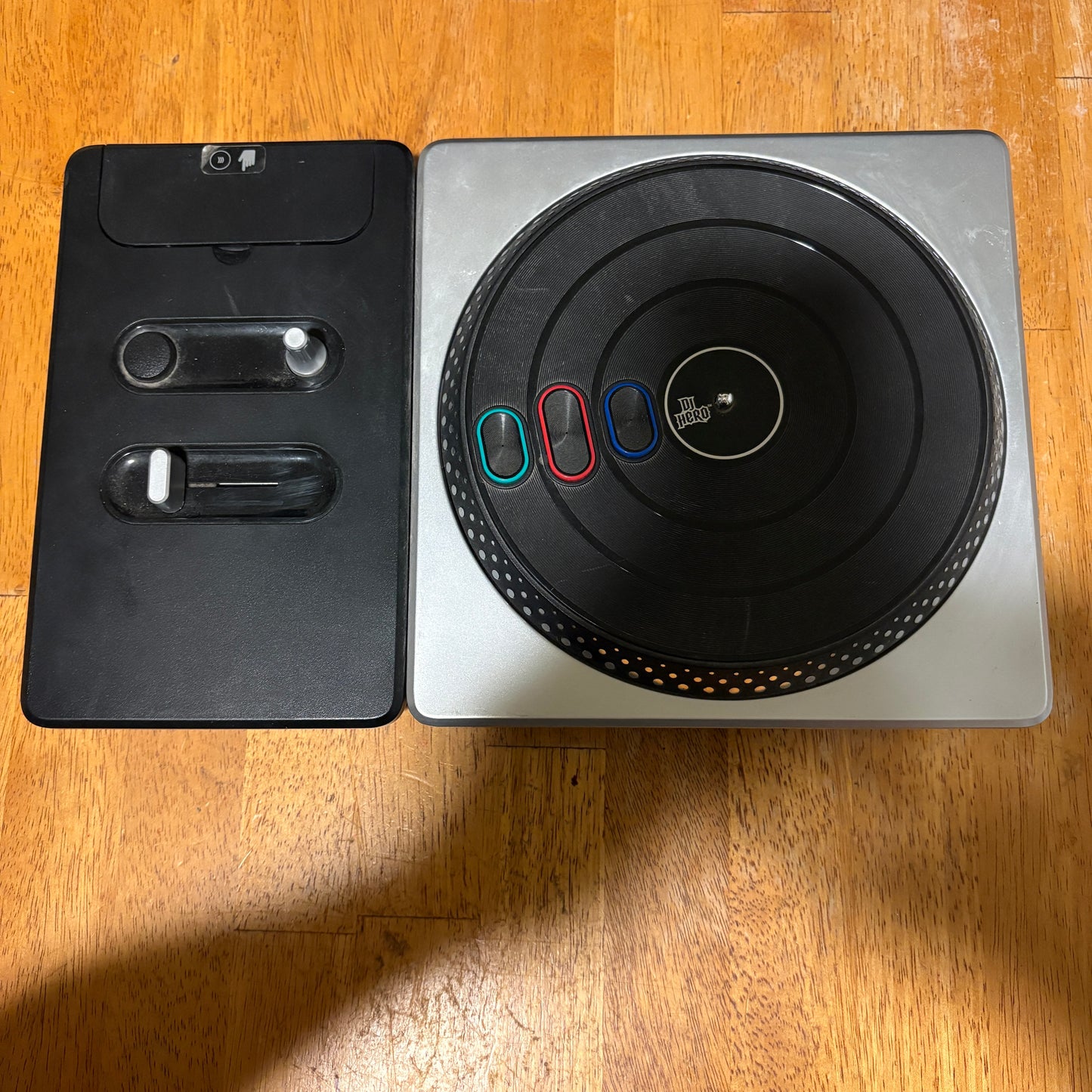Dj Hero Xbox 360 Wireless Turntable Controller Works Great Missing Battery Cover