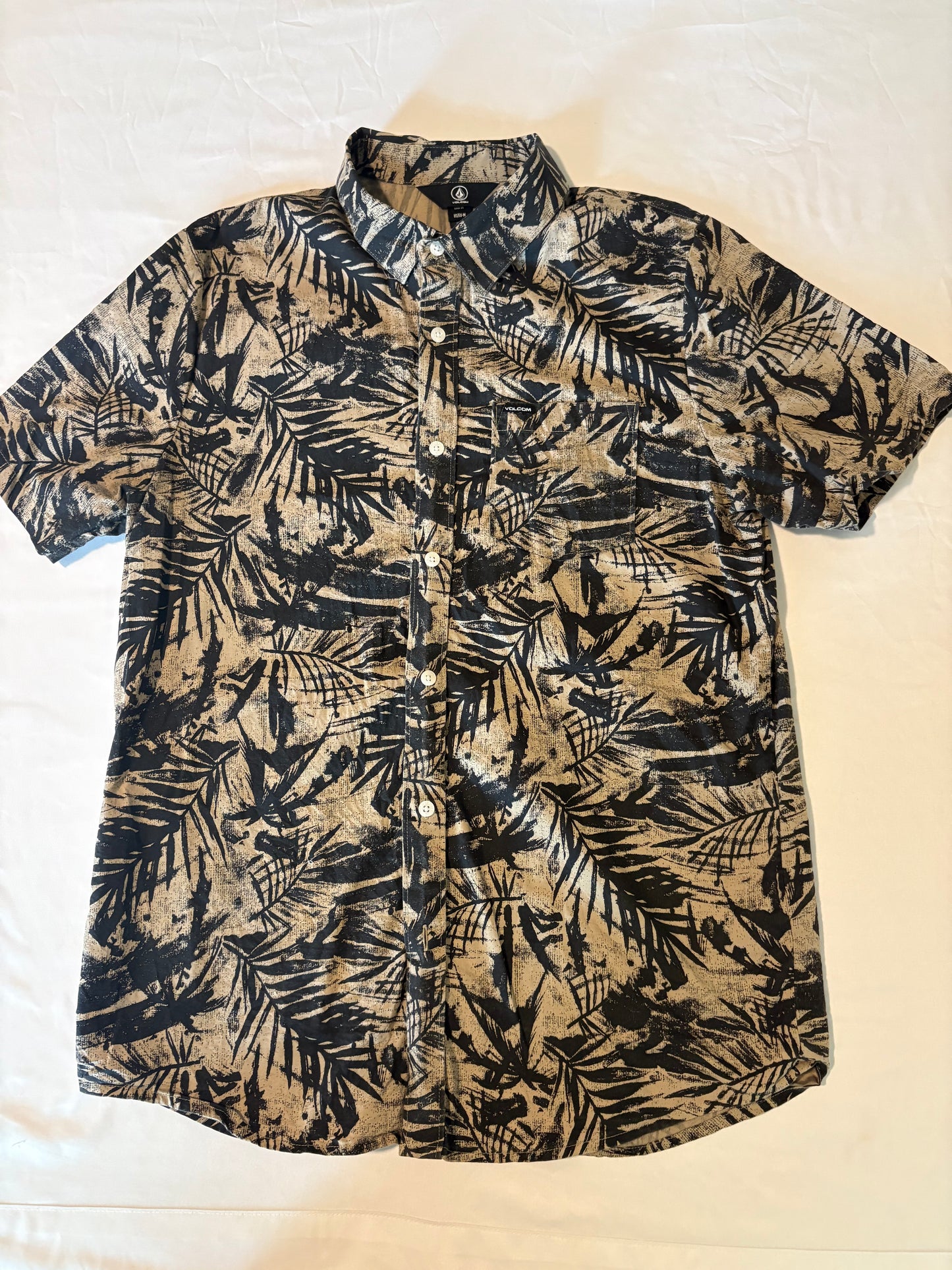 Volcom Men's Shirt M Button-Up Palm Print Short Sleeve Black Tan Casual Surf Style