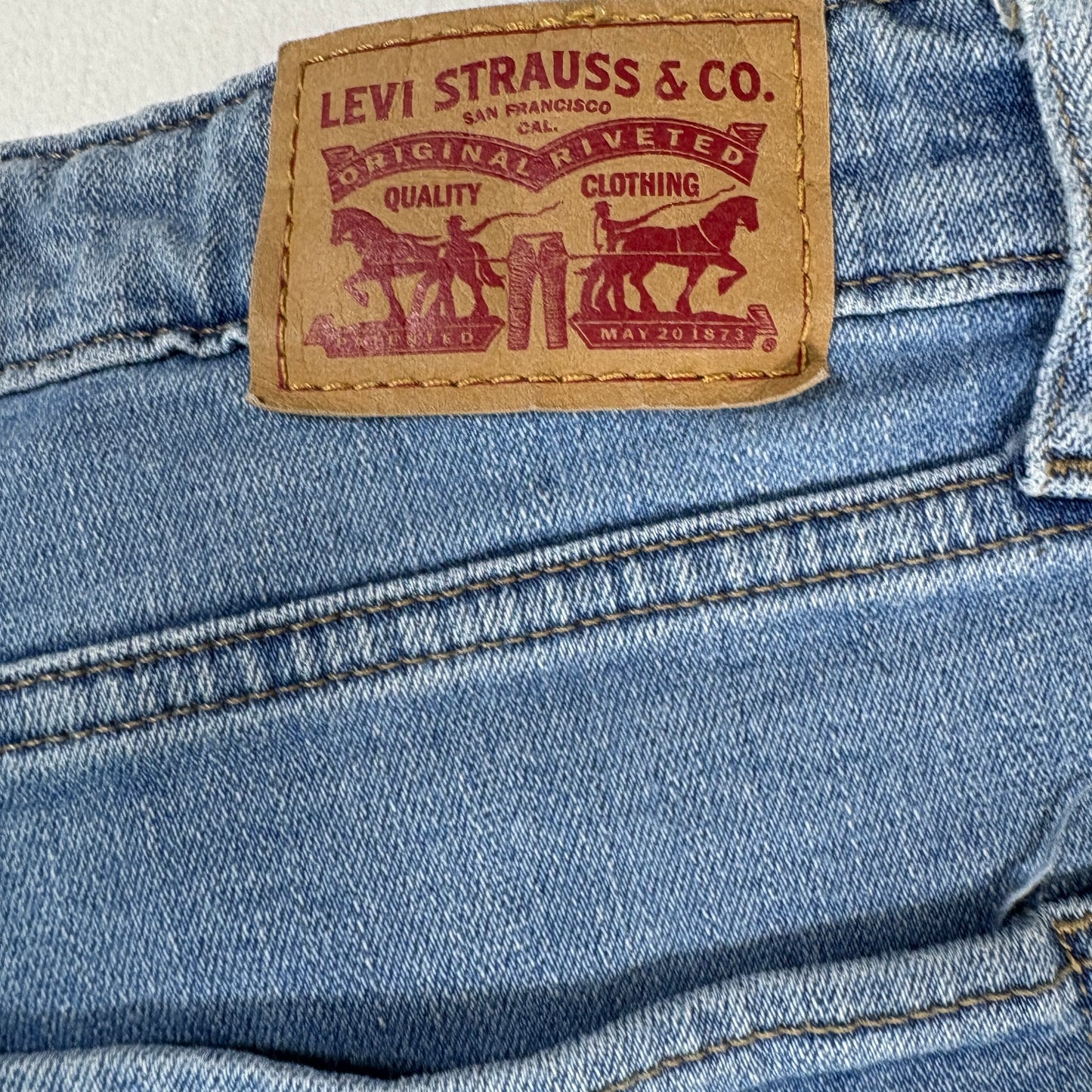 Levis Womens 721 Jeans 29 High Rise Skinny Blue Distressed Hem Stretch Denim