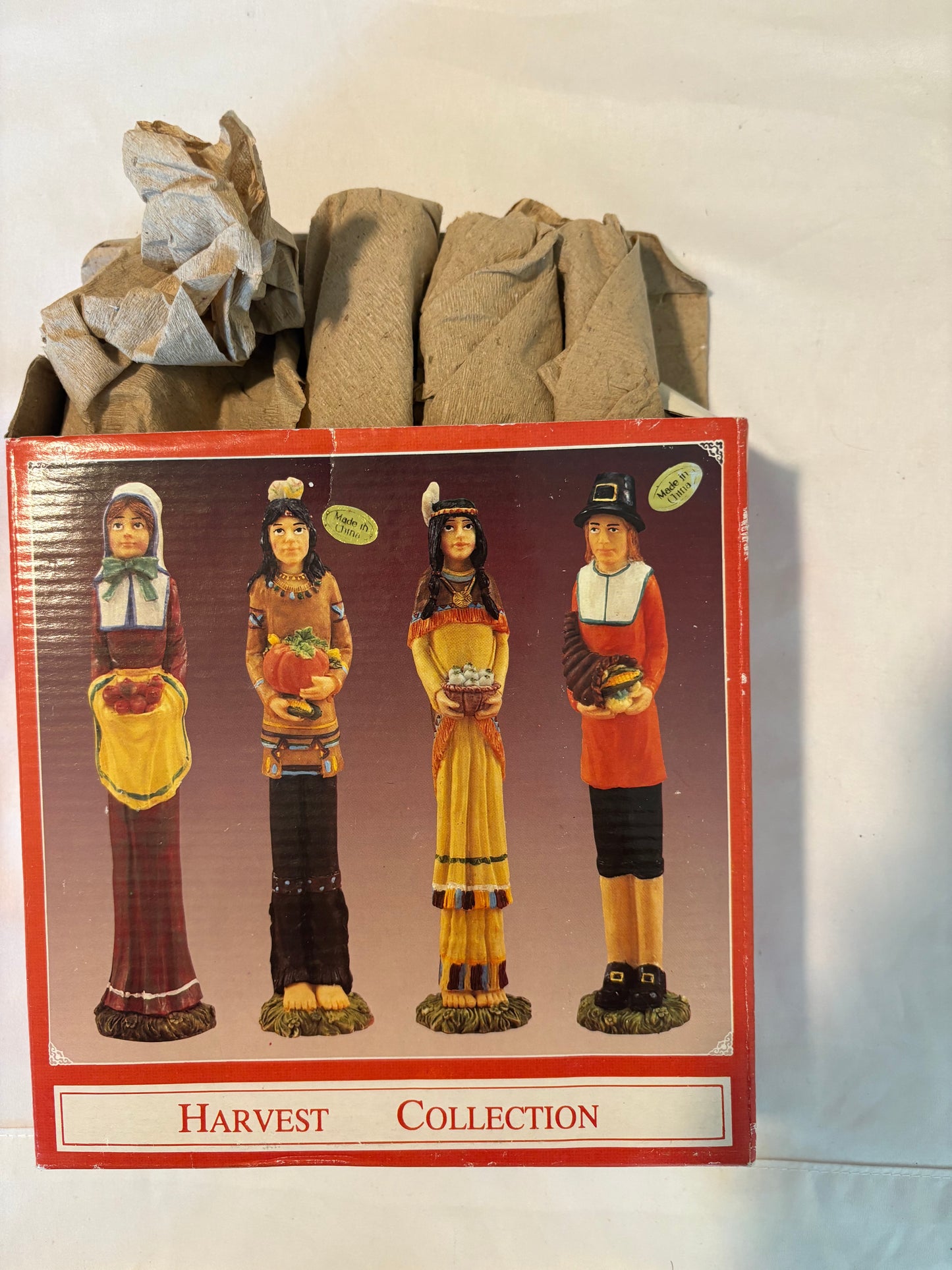 Harvest Collection Thanksgiving Figurines Set of 4 – Pilgrims & Native Americans – World Bazaars