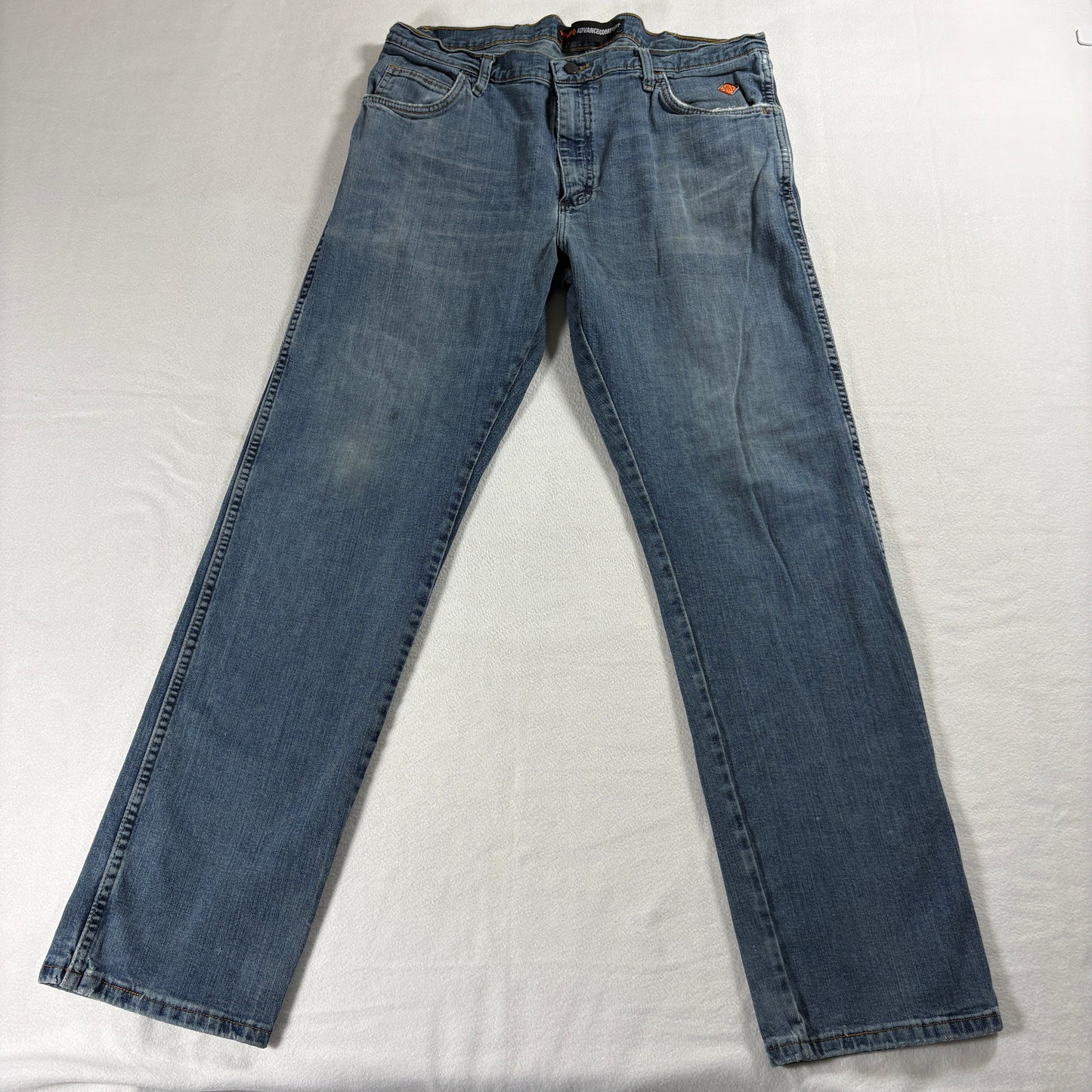 Wrangler FR Advanced Comfort Jeans Mens 32x30 Flame Resistant Work Denim
