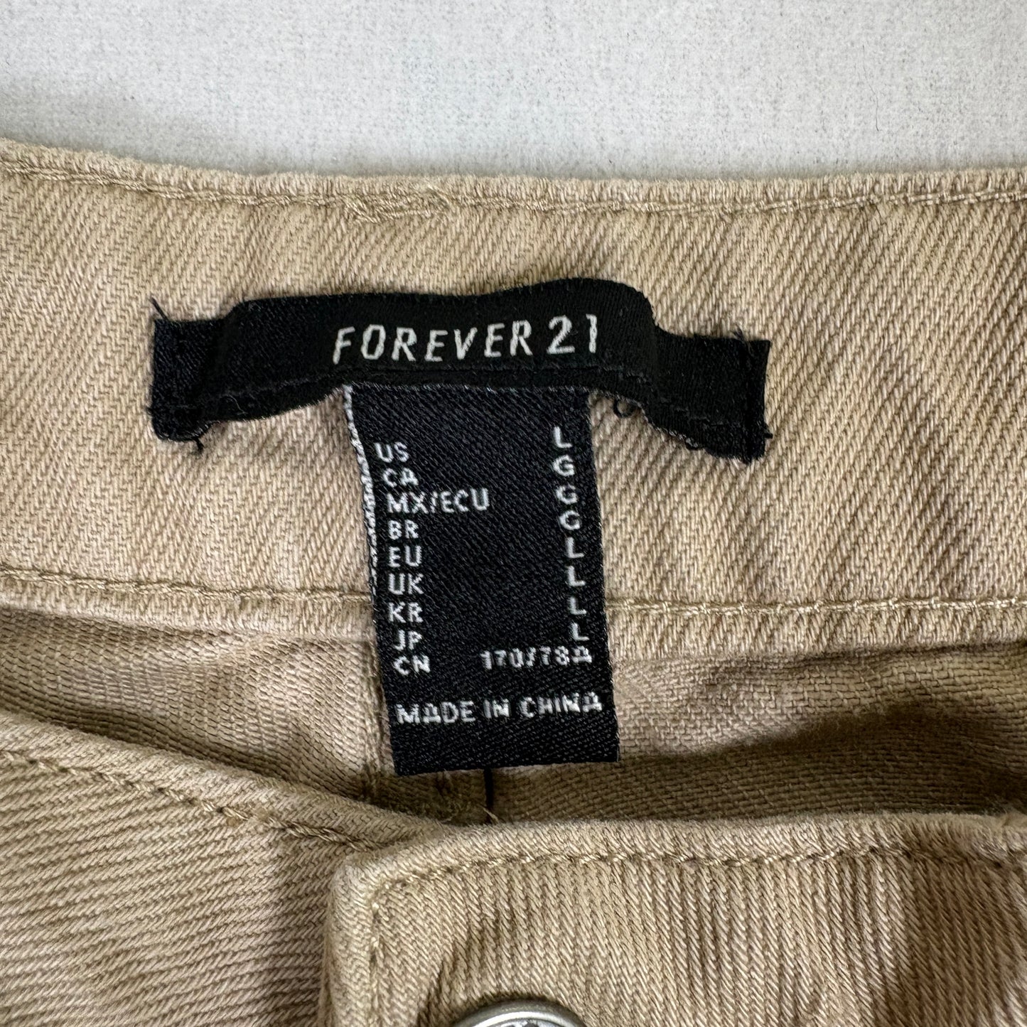 Forever 21 Womens Tan Cargo Pants Size Large NWT Baggy Y2K Utility Grunge