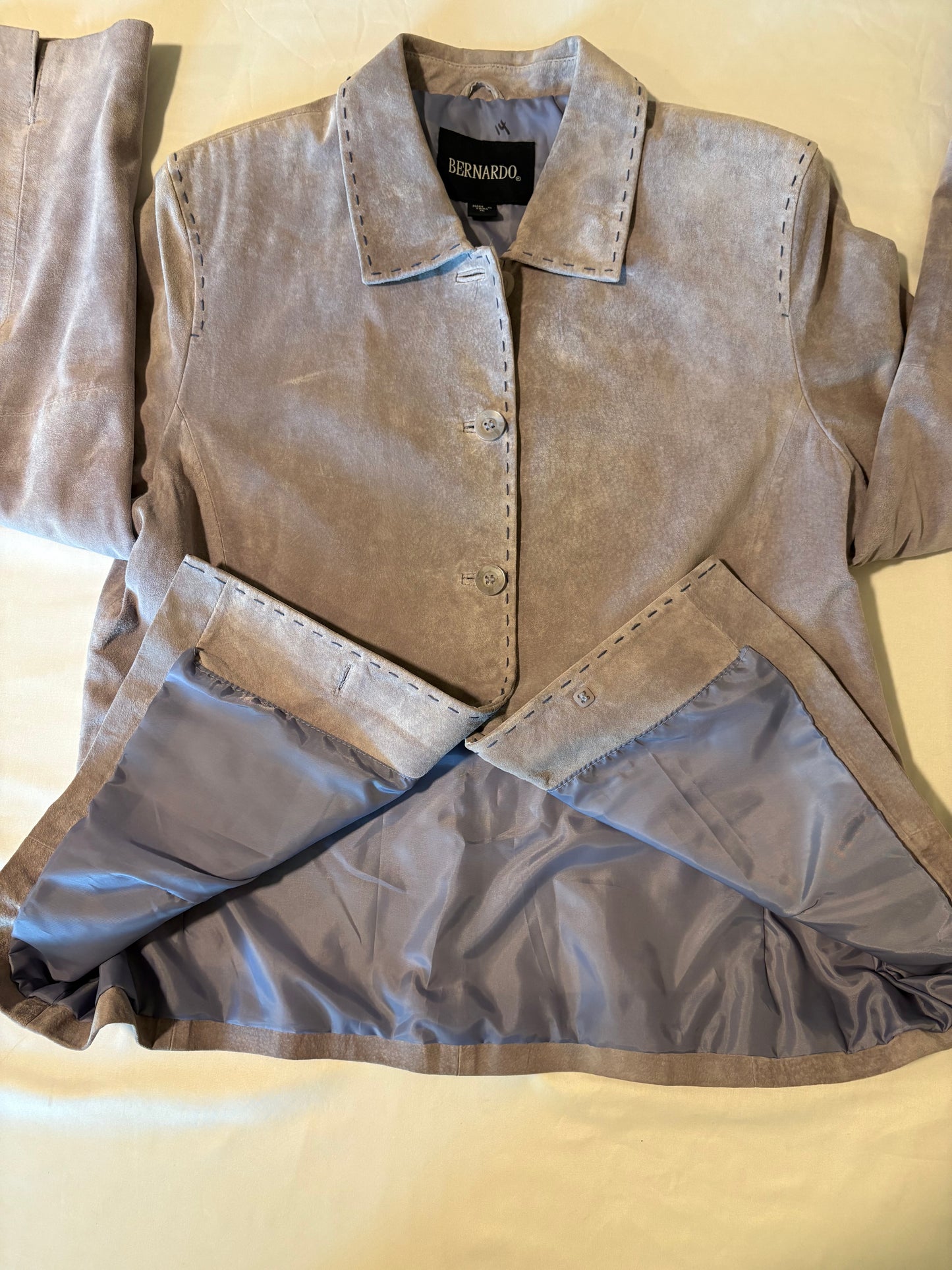 Bernardo Women's XL Genuine Leather Jacket Tan Suede Look Front Pockets