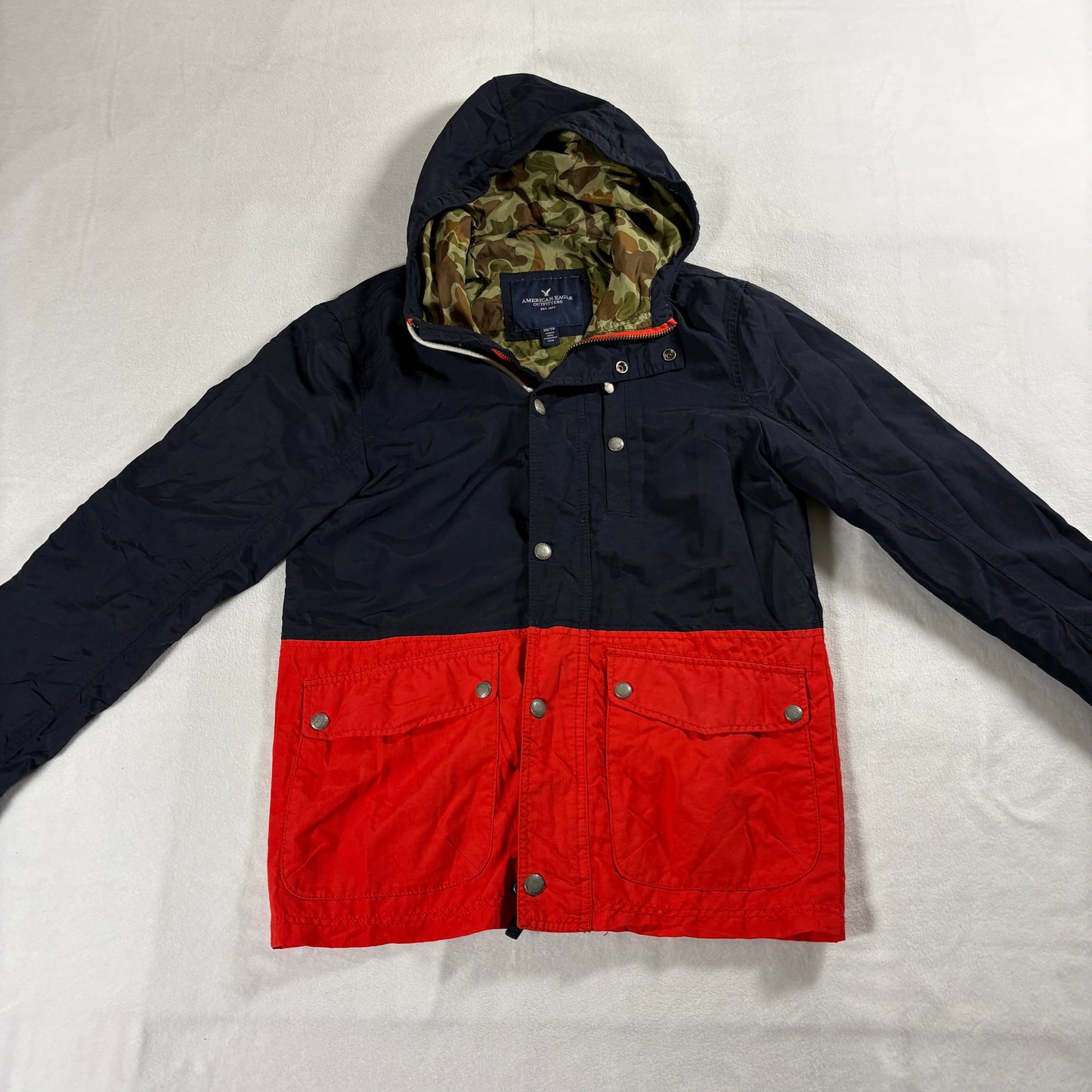 American Eagle Hooded Jacket XS Colorblock Red Navy Camo Lined Streetwear