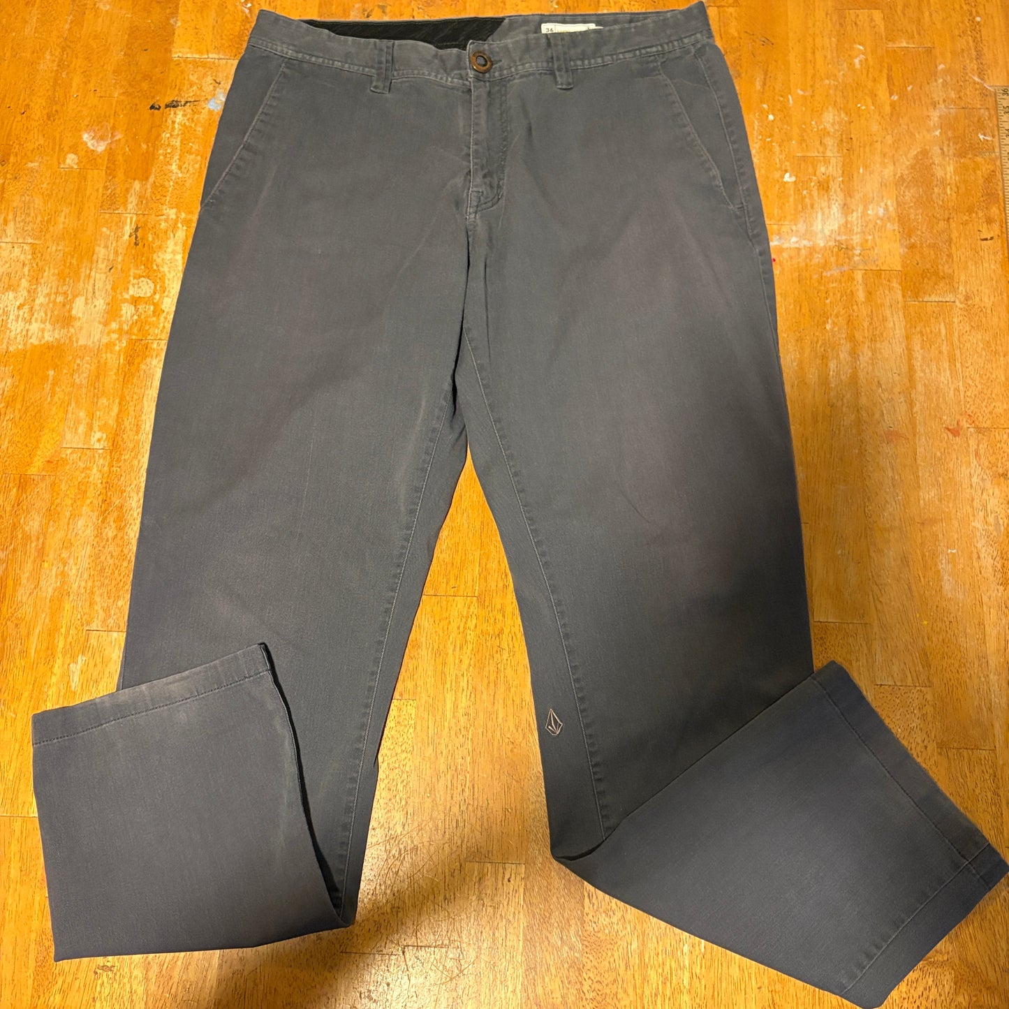 Chino Pants Skate Streetwear Volcom 34 Fits Like 35X31 Gray Casual Stretch