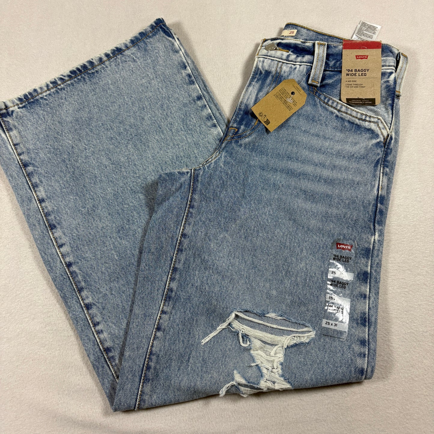 Levis Womens 25 94 Baggy Wide Leg Jeans Light Wash Distressed Y2K Grunge