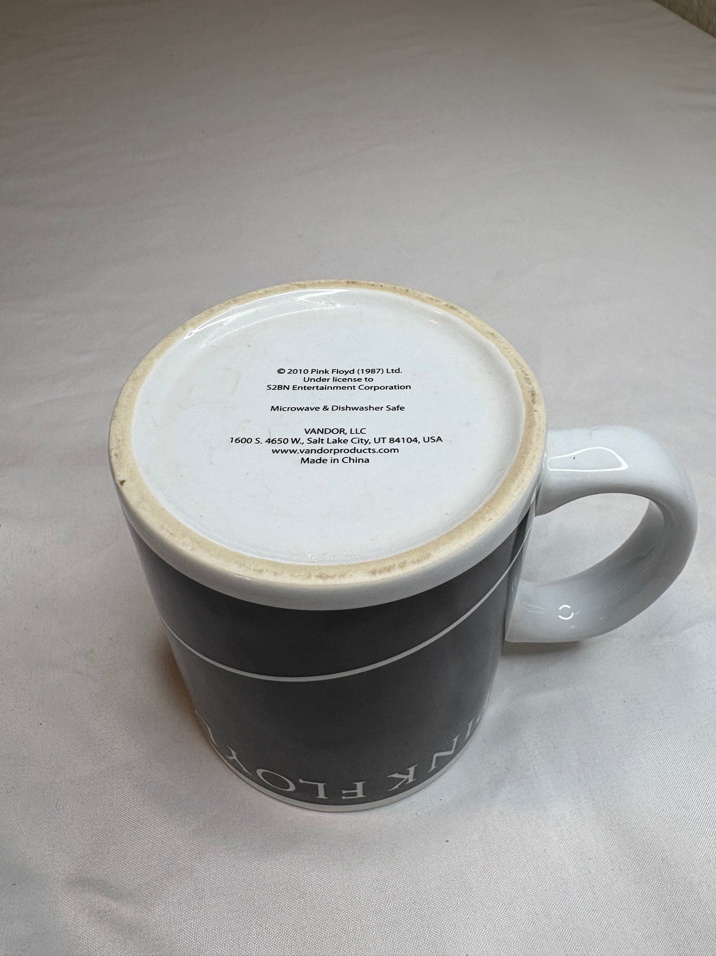 Pink Floyd Dark Side of the Moon Coffee Mug Vandor 2010 Licensed Ceramic Cup