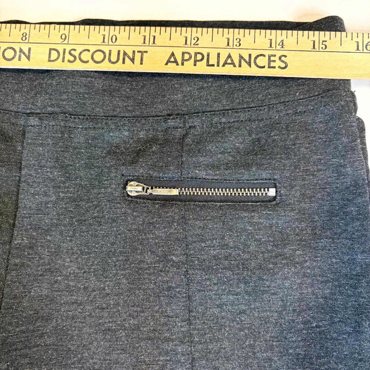 Willow & Clay Women’s Pants Size L Black Slim Fit Stretch Ankle Zip Pocket Leggings