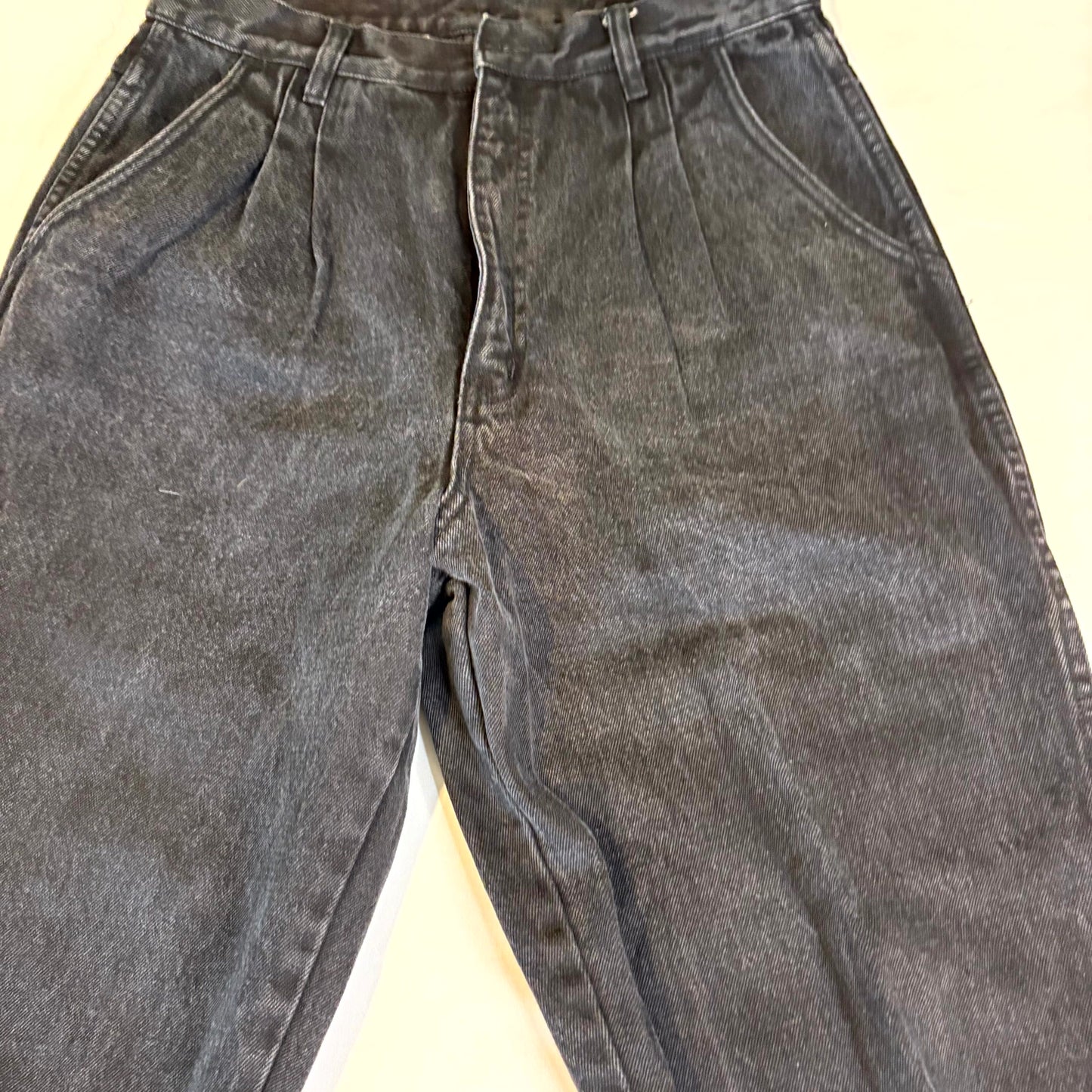 Bill Blass Women’s Jeans Size 12 Black High Waist Pleated Tapered Leg Denim Pants