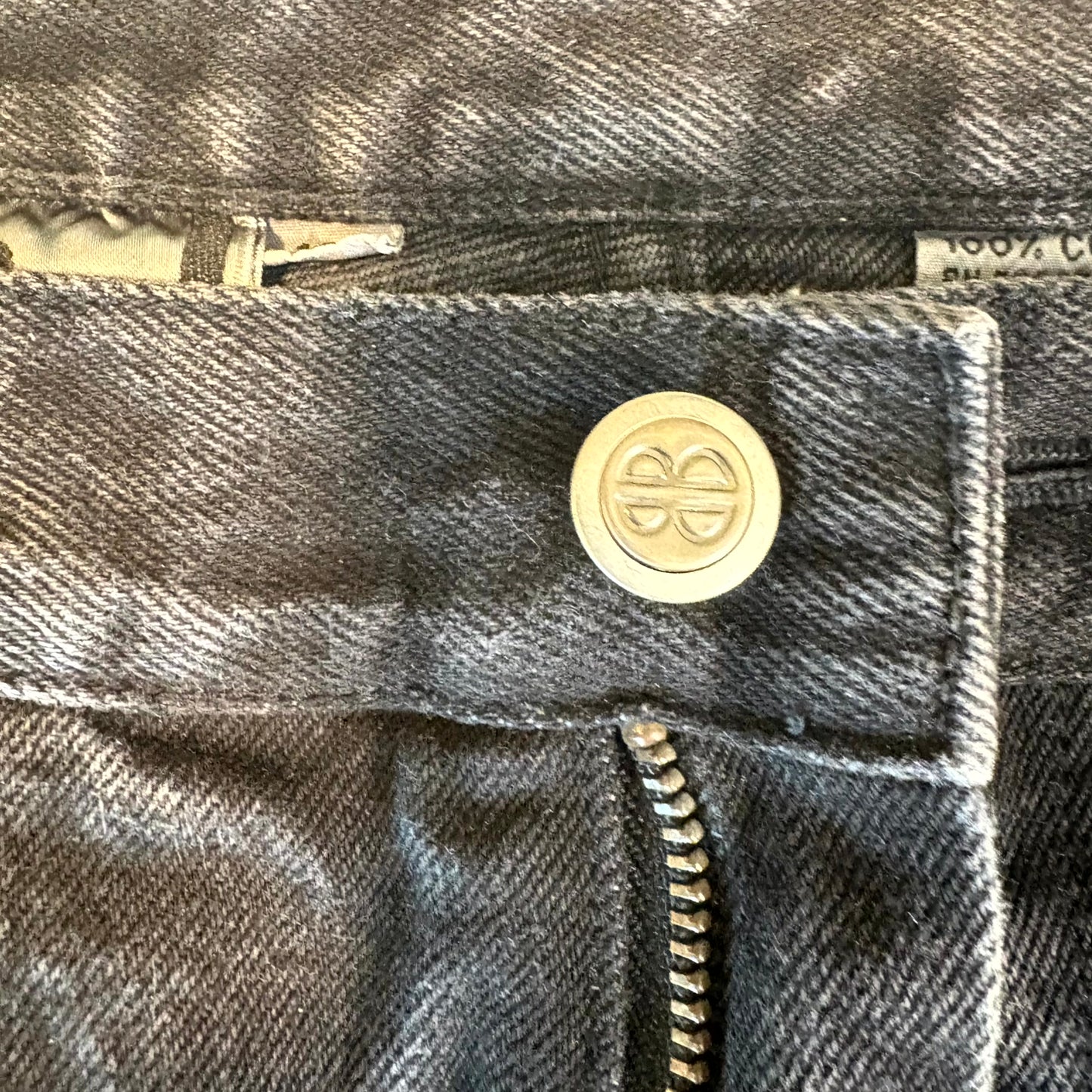 Bill Blass Women’s Jeans Size 12 Black High Waist Pleated Tapered Leg Denim Pants