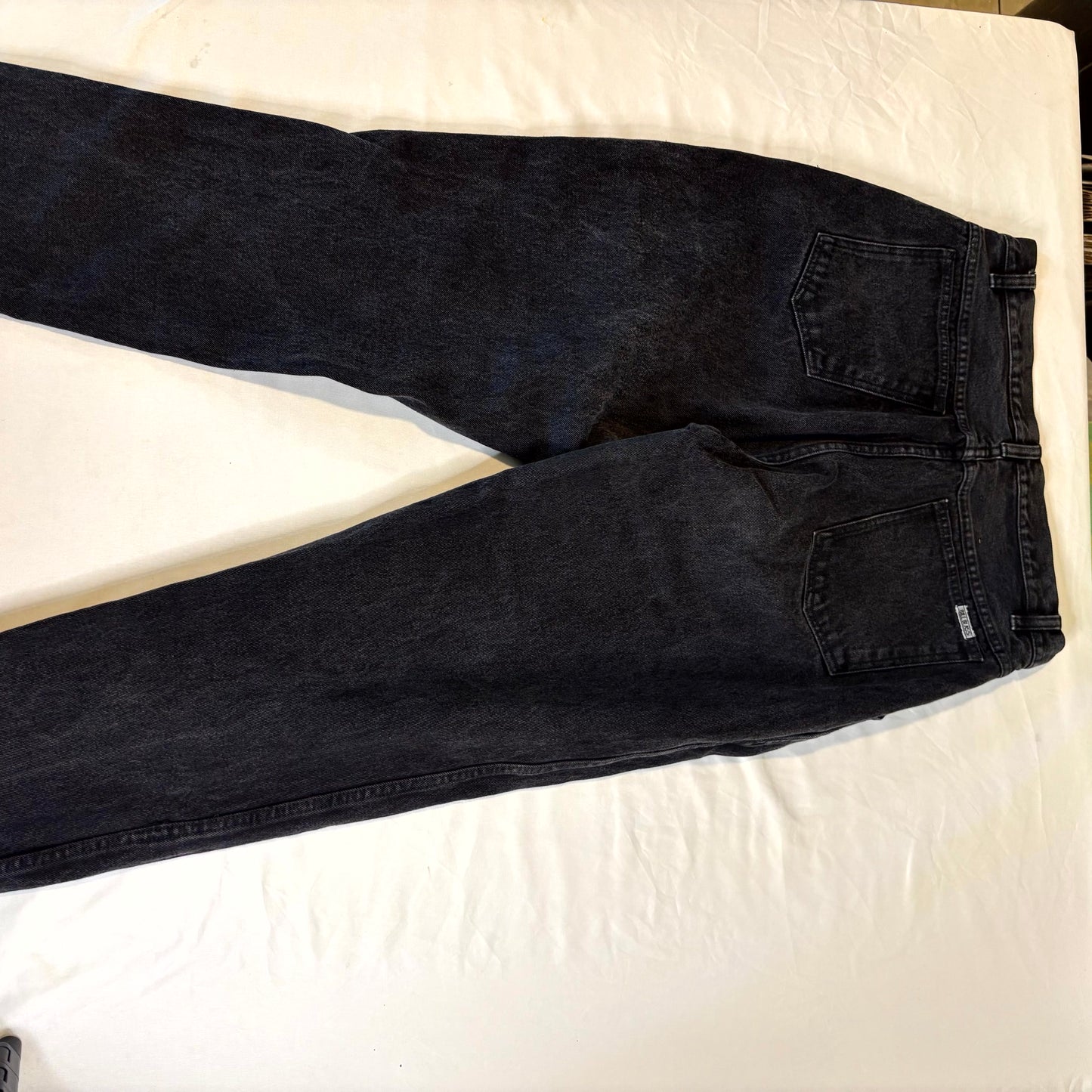 Bill Blass Women’s Jeans Size 12 Black High Waist Pleated Tapered Leg Denim Pants