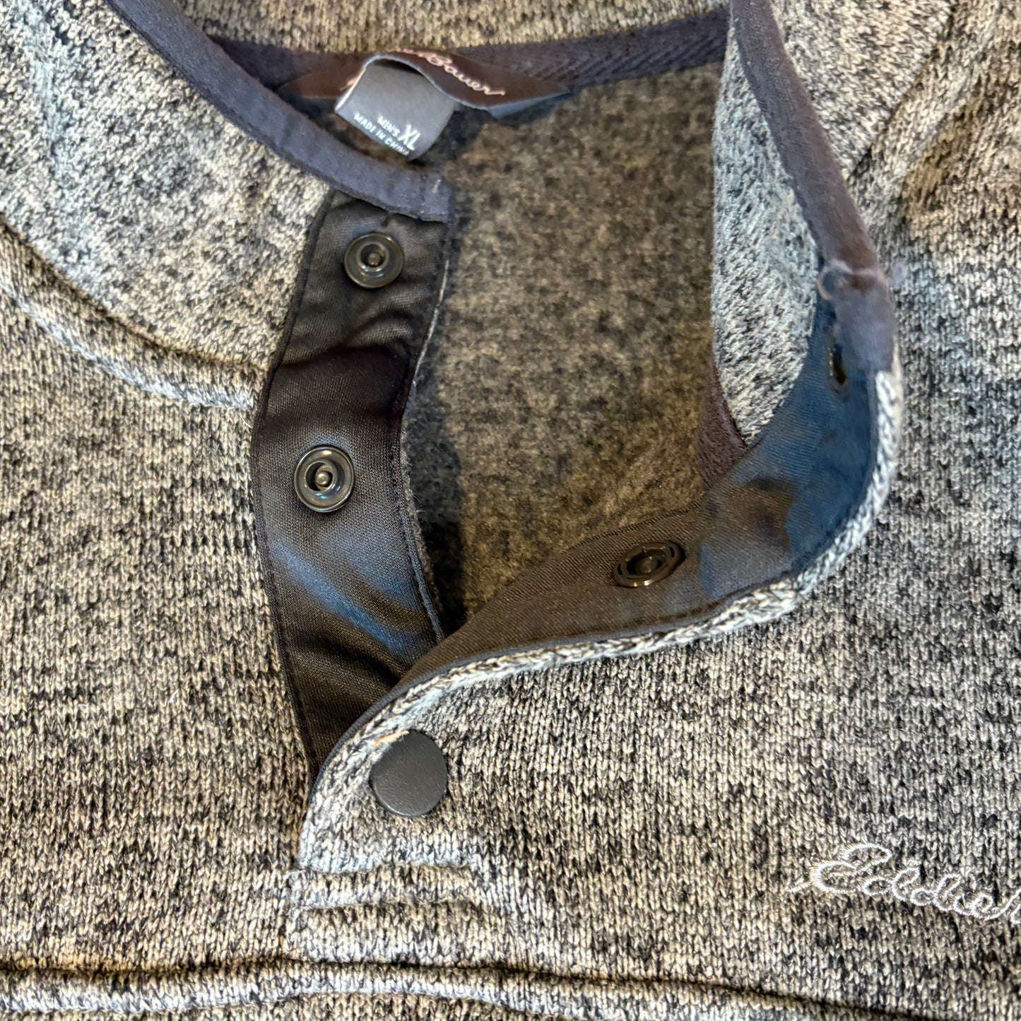 Eddie Bauer Men’s Pullover Sweater XL Gray Button Mock Neck Fleece Lined Warm