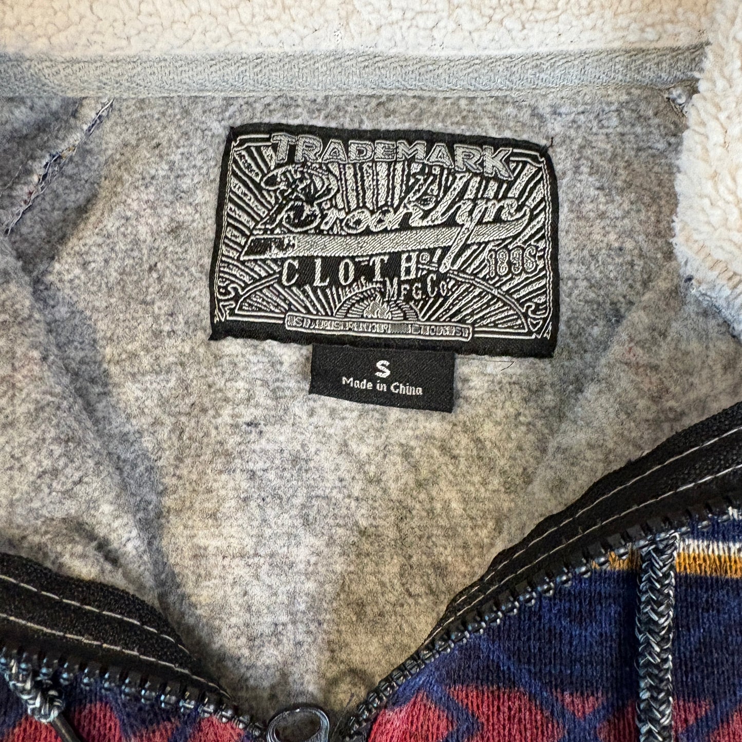 Brooklyn Cloth Men’s Aztec Print Sherpa Lined Hoodie Sweatshirt Size Small