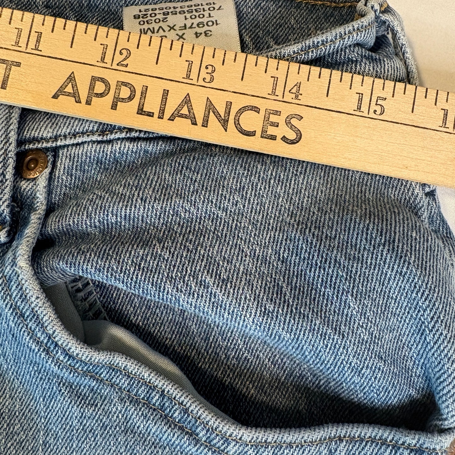 Wrangler Jeans Men’s 34x32 Blue Denim Straight Leg Comfort Stretch Mid Rise