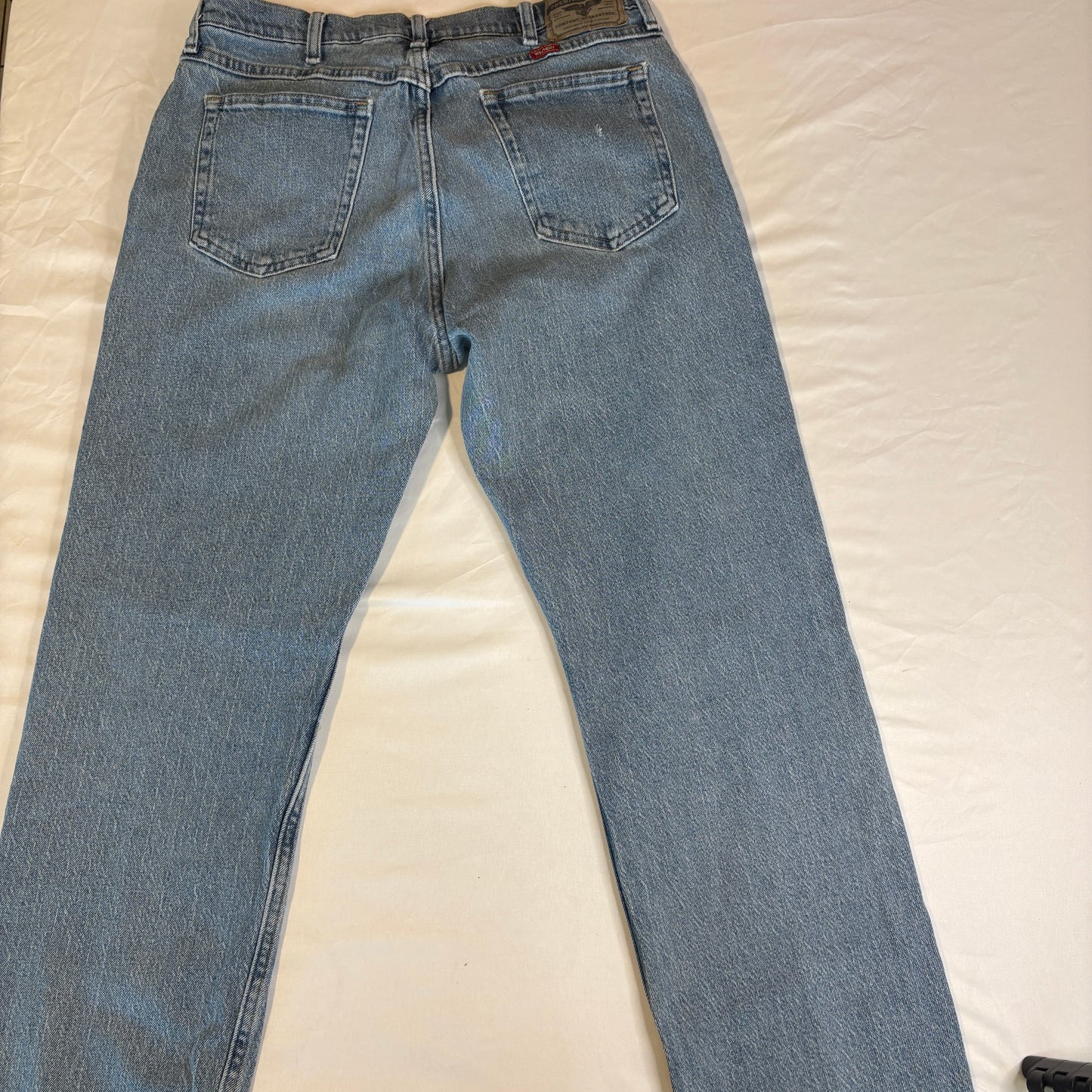 Wrangler Jeans Men’s 34x32 Blue Denim Straight Leg Comfort Stretch Mid Rise