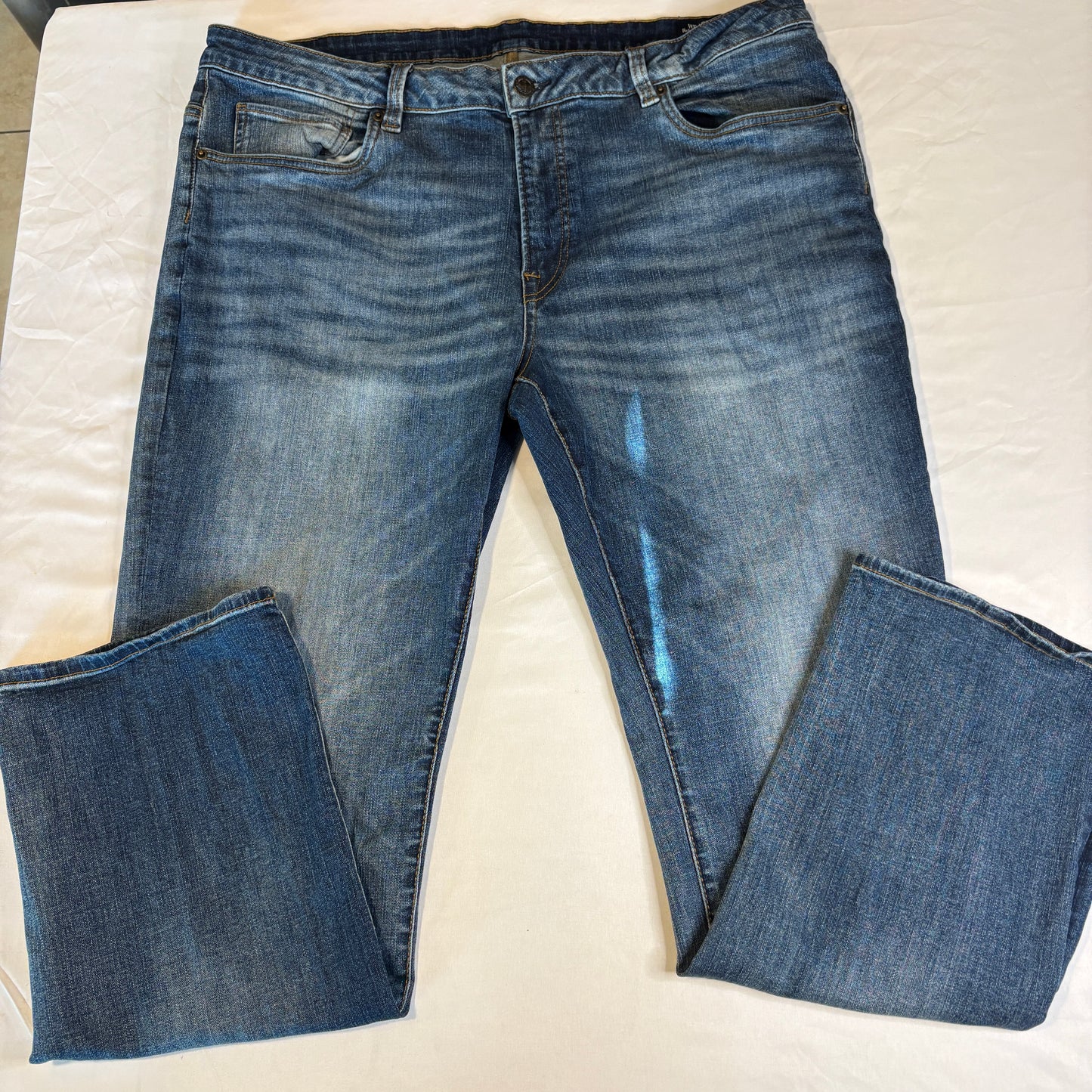 We Are Denim Relaxed Straight Jeans Men’s W40 L32 Blue Medium Wash Casual Comfort