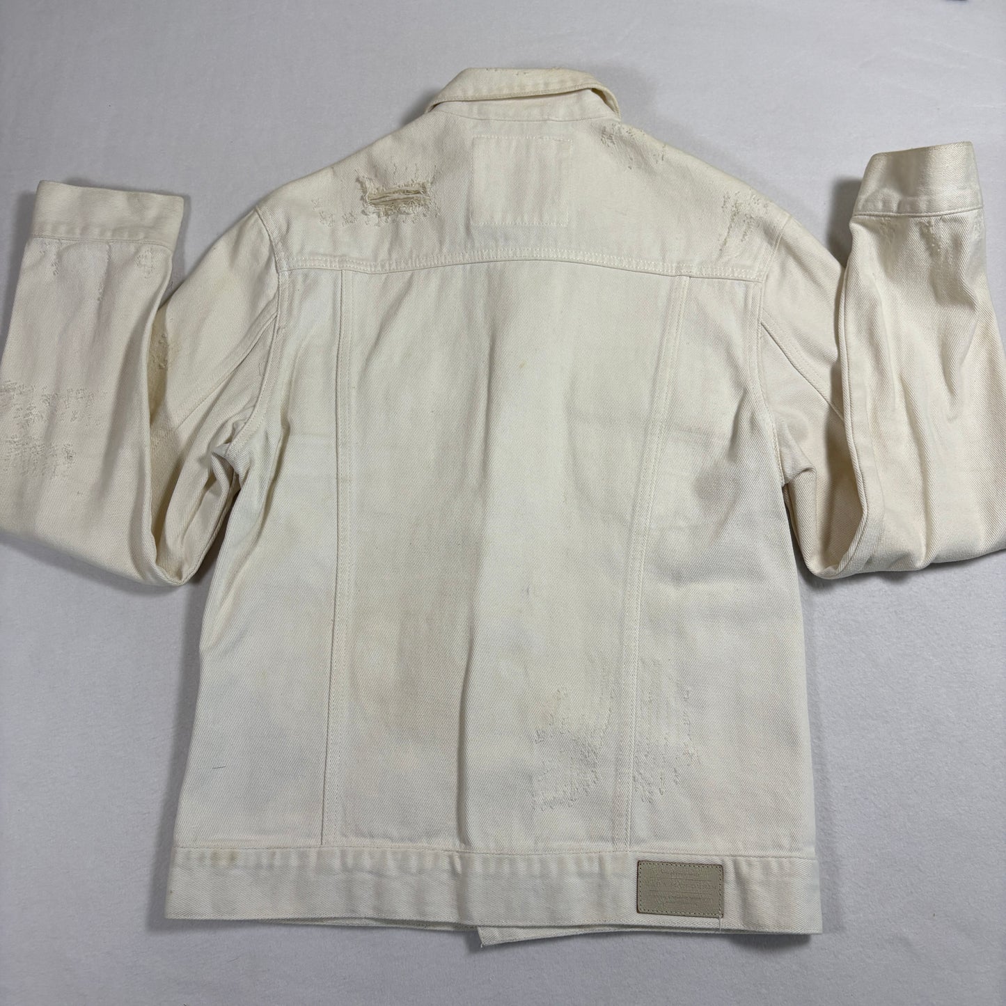 Zara Man mens denim jacket M White Distressed Trucker Button Up Y2K Streetwear