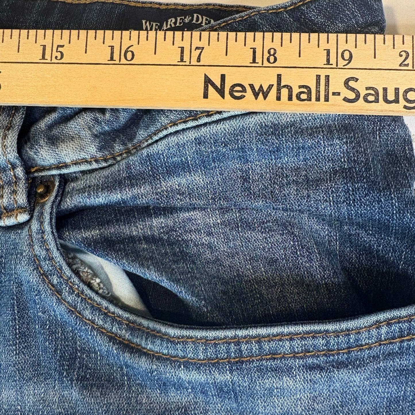 We Are Denim Relaxed Straight Jeans Men’s W40 L32 Blue Medium Wash Casual Comfort