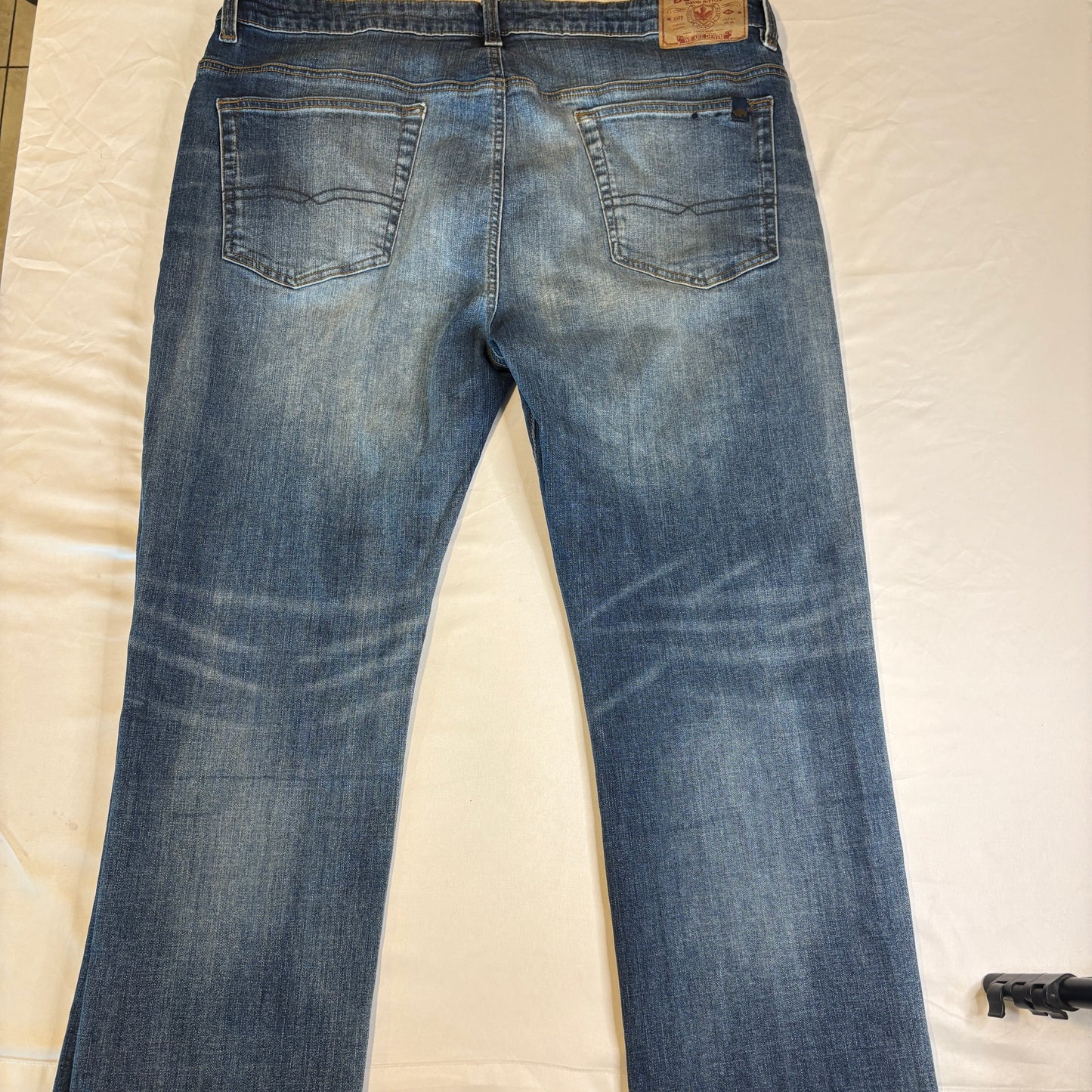 We Are Denim Relaxed Straight Jeans Men’s W40 L32 Blue Medium Wash Casual Comfort
