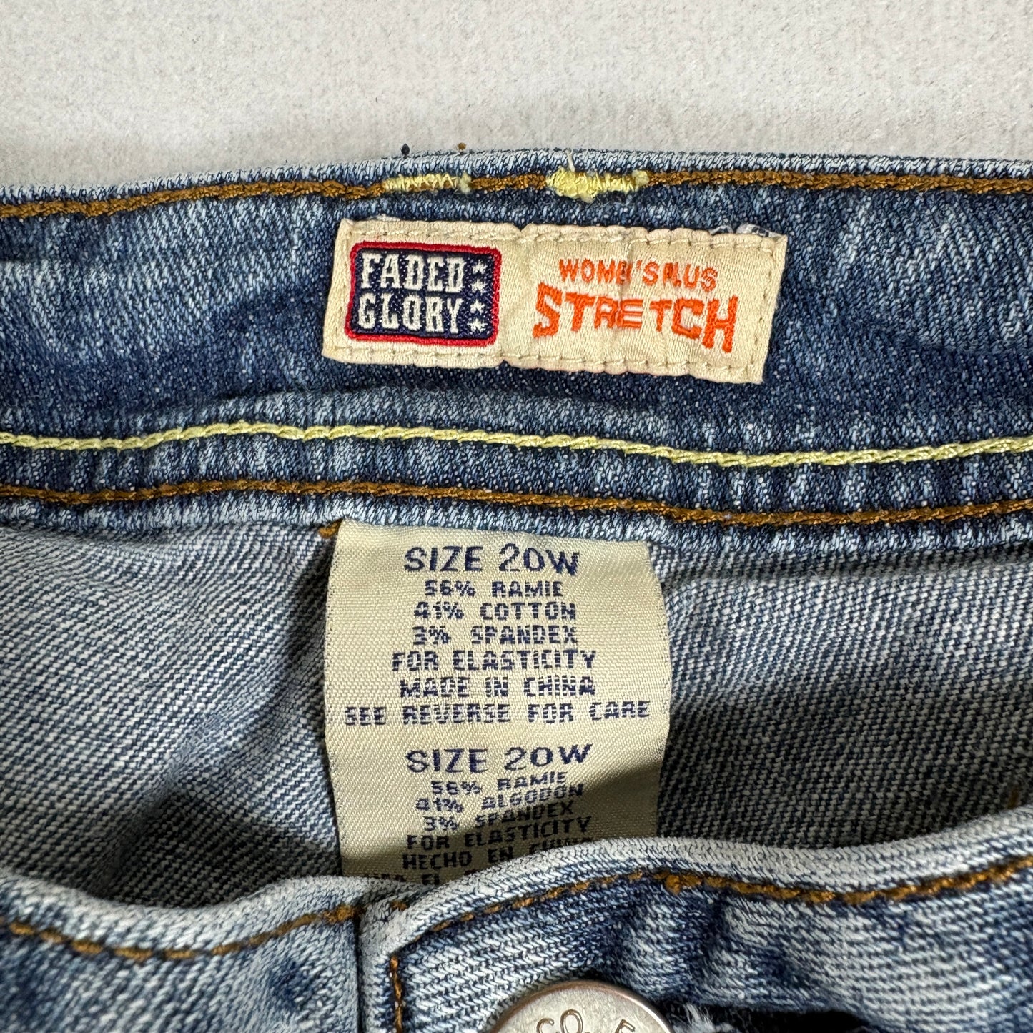 Faded Glory Womens 20W Baggy Capri Jeans Stretch Denim Y2K Grunge Streetwear