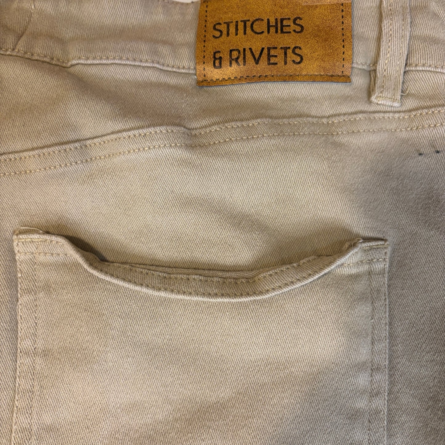 Stitches & Rivets Jeans Men’s 38x32 Tan Beige Baggy Relaxed Fit Straight Leg