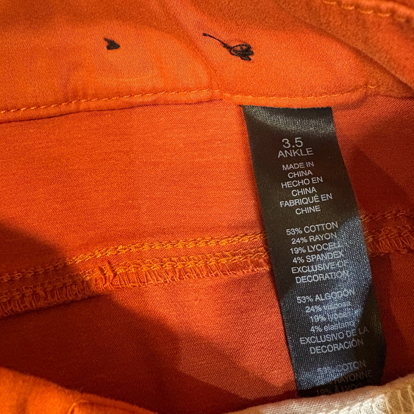 Chico’s So Slimming Girlfriend Ankle Pants Orange Size 3.5 Stretch Cotton