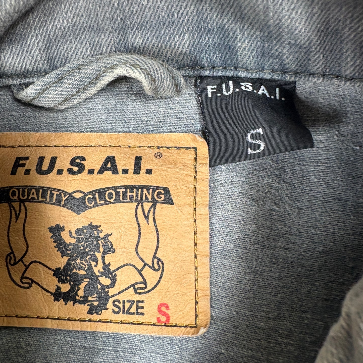 FUSAI Denim Jacket Mens Small Gray Vintage 90s Grunge Streetwear Trucker