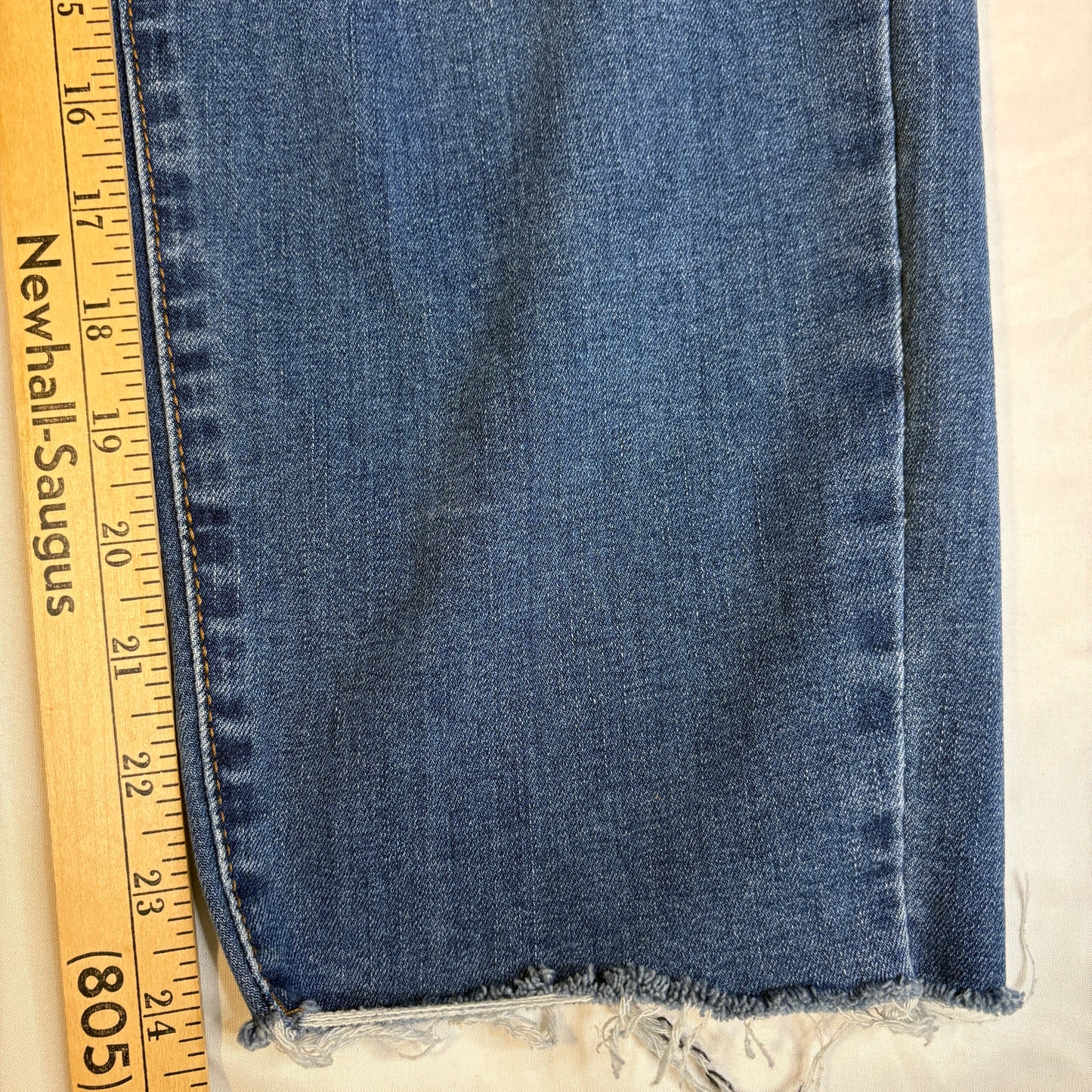Women’s Size 22 Blue Jeans Rhinestone Studded Pockets Baggy Bootcut Frayed Hem