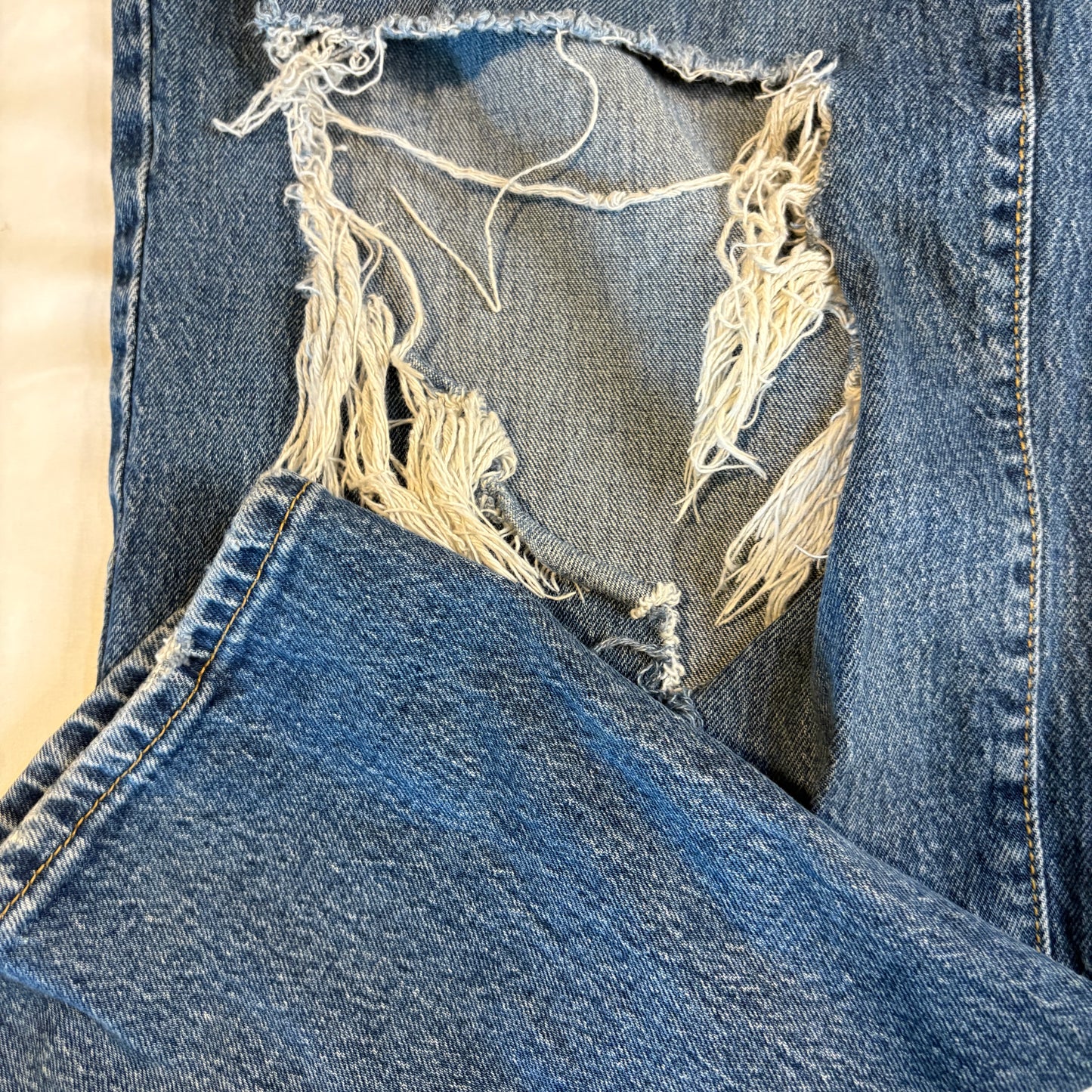 Wild Fable Women’s 14W Highest Rise Baggy Jeans Blue Distressed Ripped Knees Denim