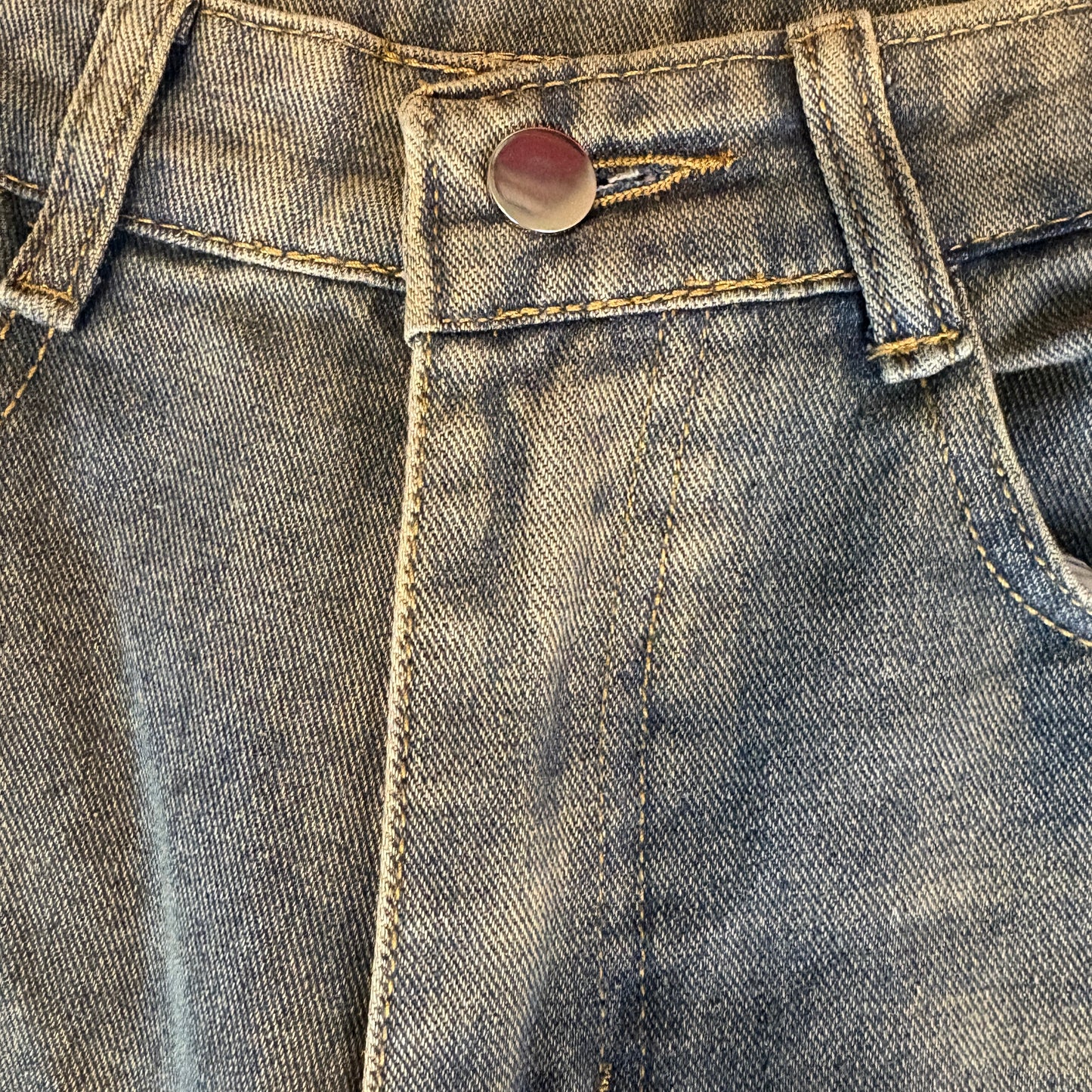 Women’s Size Large Light Wash Flare Jeans Vintage 90s Y2K Style High Waist Denim