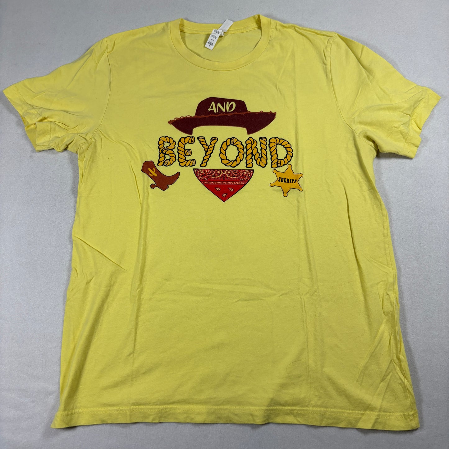 Yellow Graphic T Shirt Mens Large Cowboy Hat Boot Bandana Sheriff Western Tee