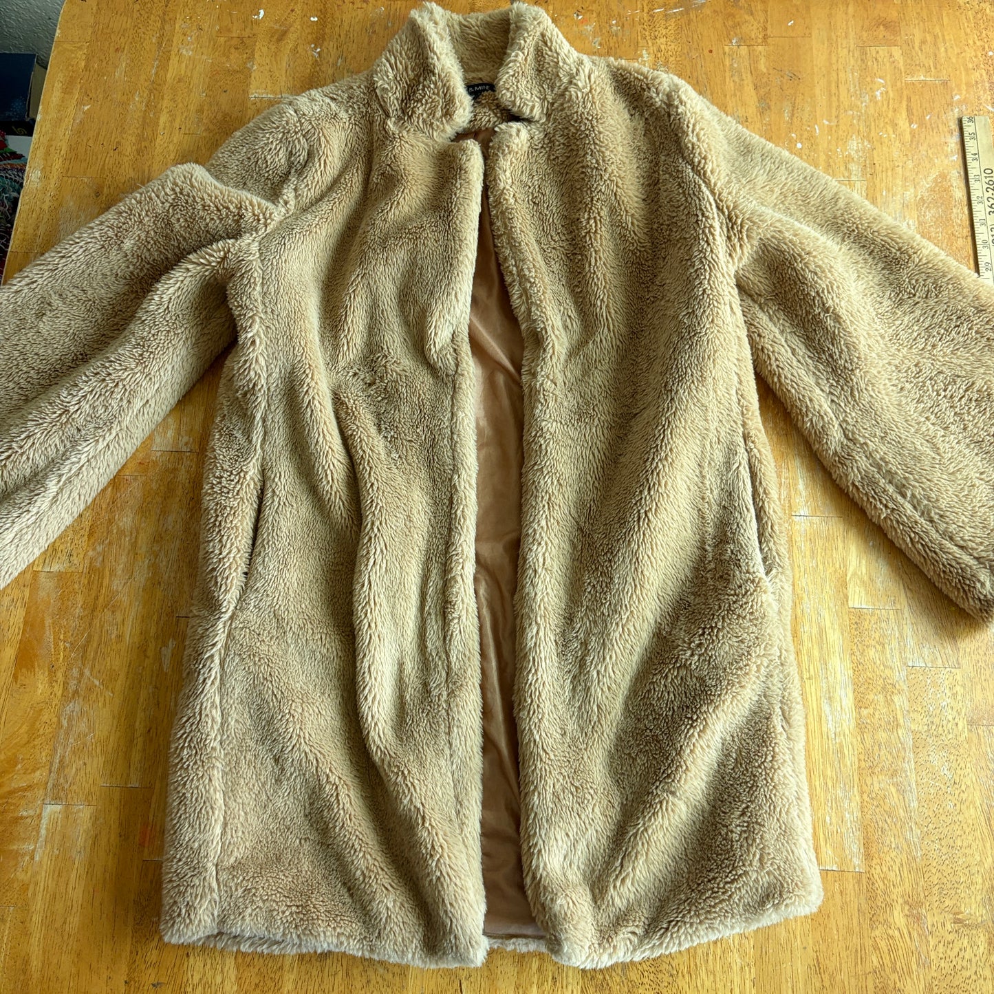 Hers & Mine Teddy Coat Womens M Tan Faux Fur Plush Open Front Jacket Warm Soft