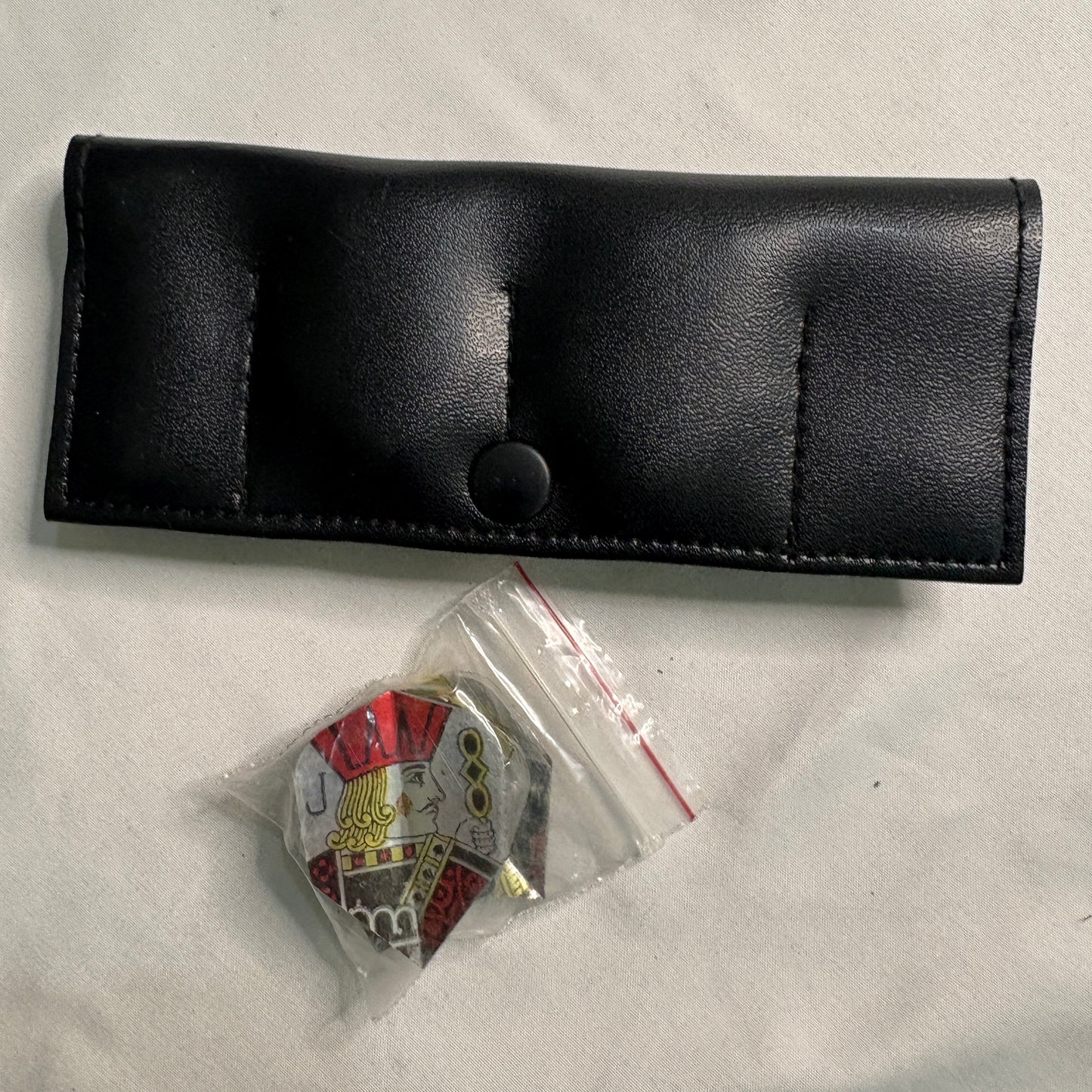 Vintage Spalding Steel Tip Dart Set with Case, Flights, and Shafts – Bar Game Classic