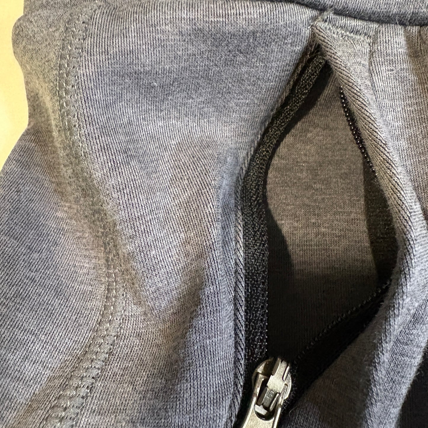 32 Degrees Cool Men’s Gray Athletic Shorts Size L Drawstring Casual Lounge Gym