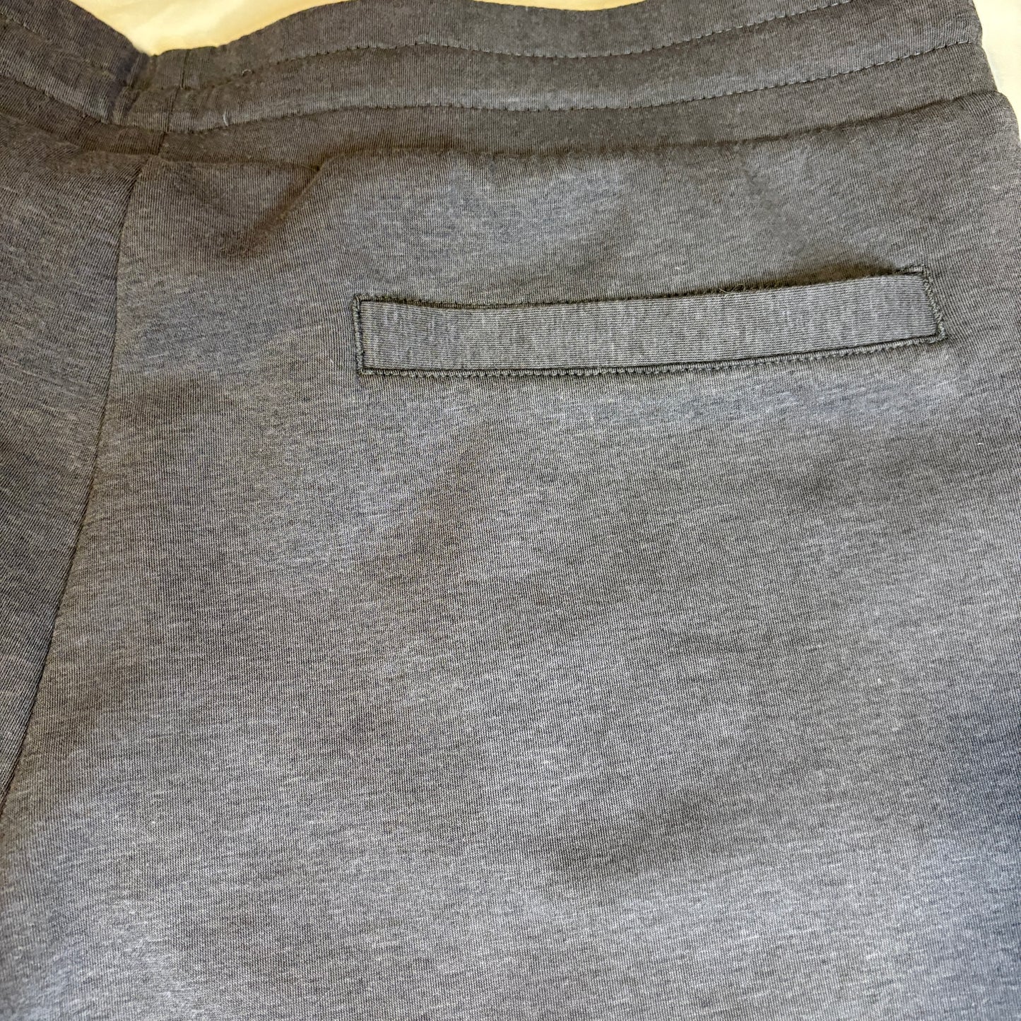 32 Degrees Cool Men’s Gray Athletic Shorts Size L Drawstring Casual Lounge Gym