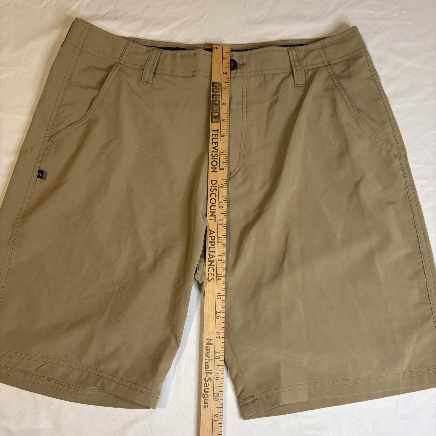 Denali Men’s Khaki Hiking Shorts Size 36 Outdoor Cargo Style Lightweight Travel