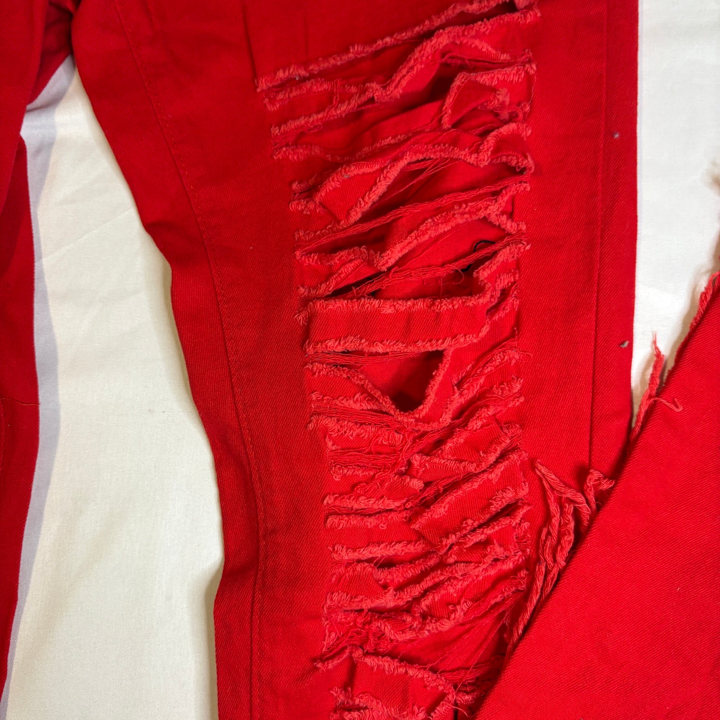 Women’s Red Distressed Ripped Jeans Size L Baggy Streetwear Frayed Hem Punk