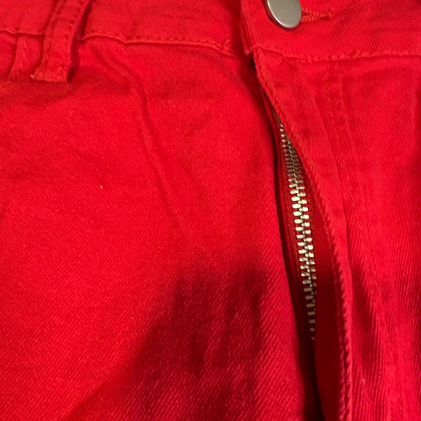 Women’s Red Distressed Ripped Jeans Size L Baggy Streetwear Frayed Hem Punk