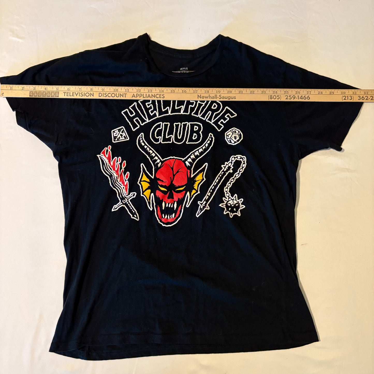 Hellfire Club T-Shirt Black Graphic Tee Adult Medium D&D Inspired Stranger Things