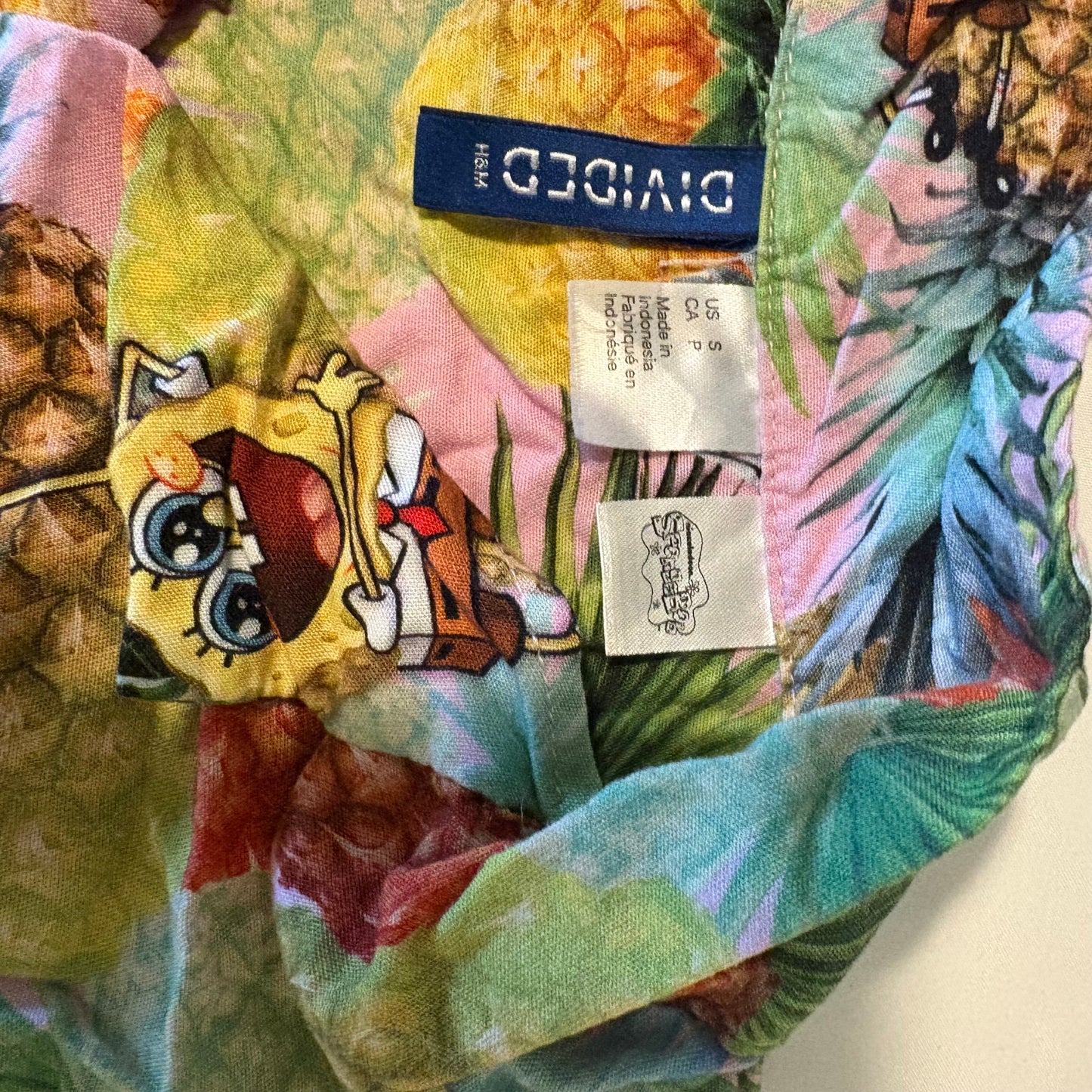SpongeBob Pineapple Shirt Mens S H&M Divided Button Up Tropical Cartoon Summer