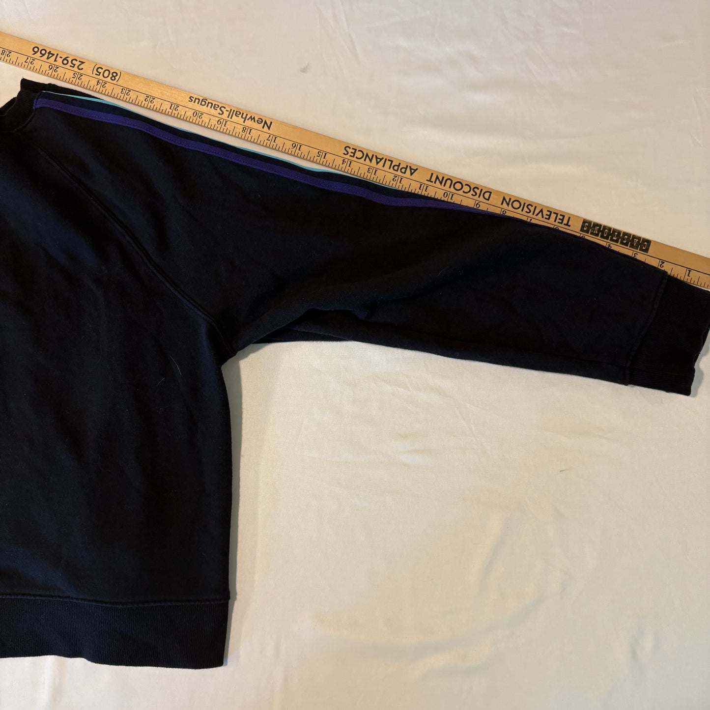 Arizona Jean Co Rainbow Stripe Sleeve Black Pullover Sweatshirt Women’s L